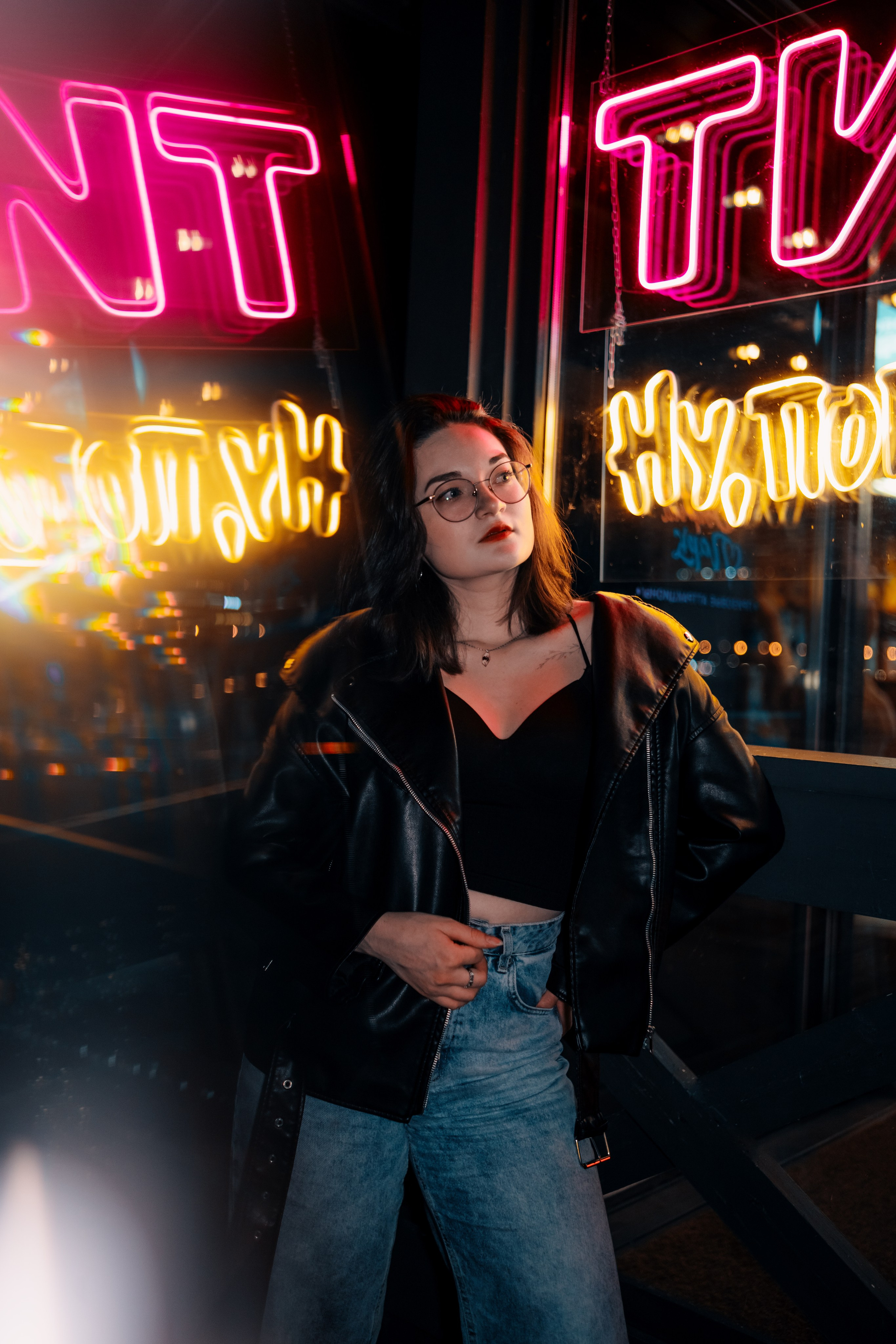 Юля | Палитра неоновых огней. Felixtones