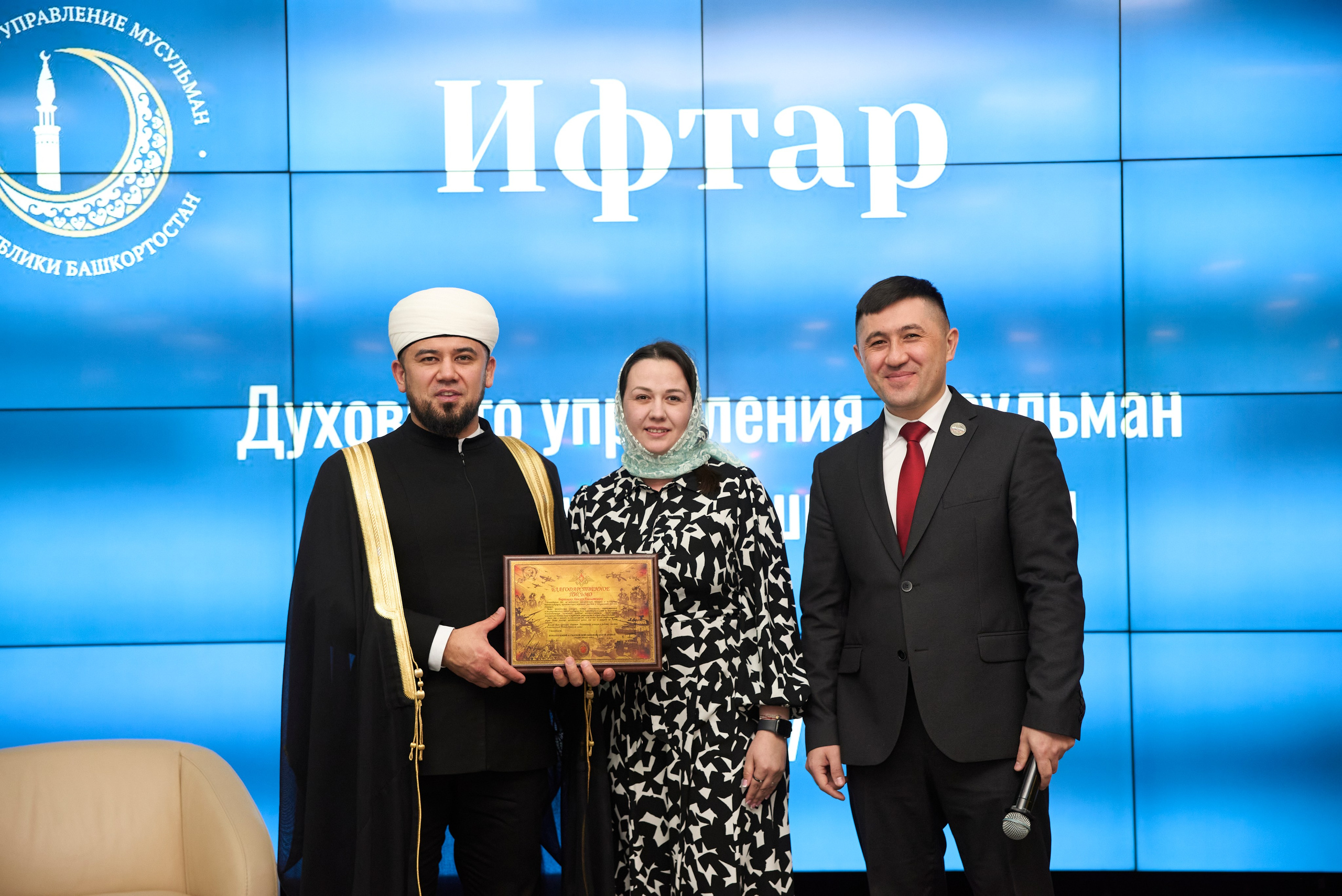 Репортажный фотограф на юбилей корпоратив, мероприятия в Уфе. Свадебный фотограф Тимур Хабибуллин