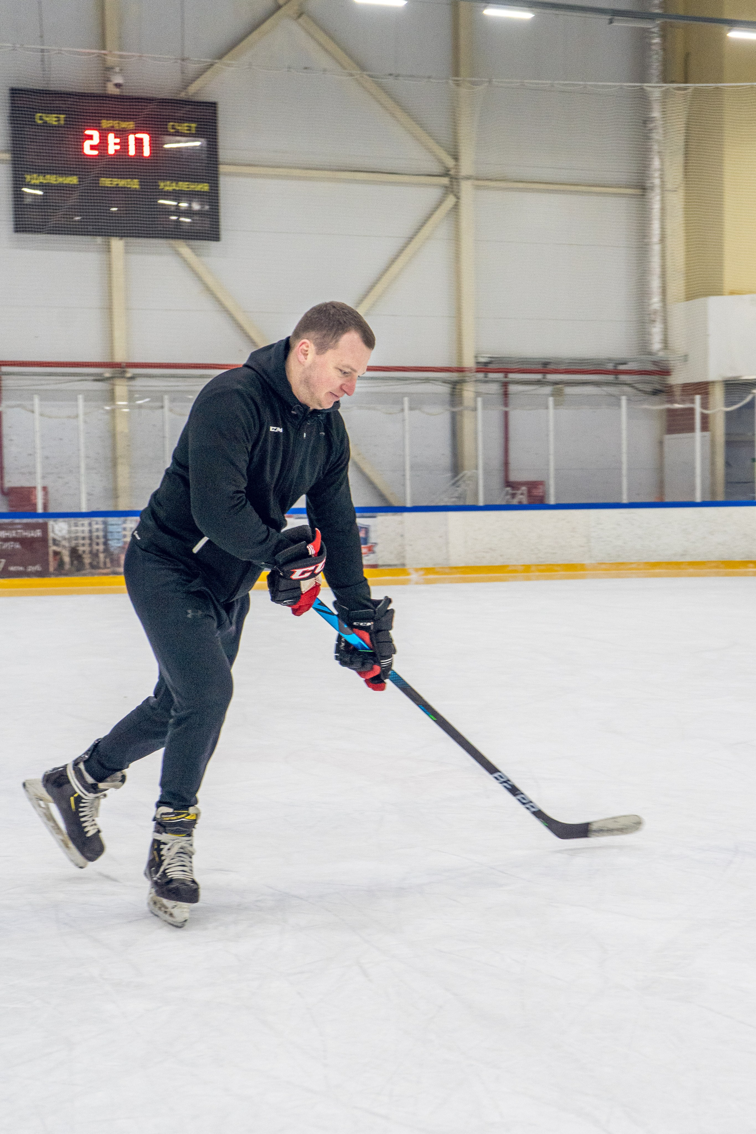 Тренировка по хоккею «ЦМКБ «Алмаз»