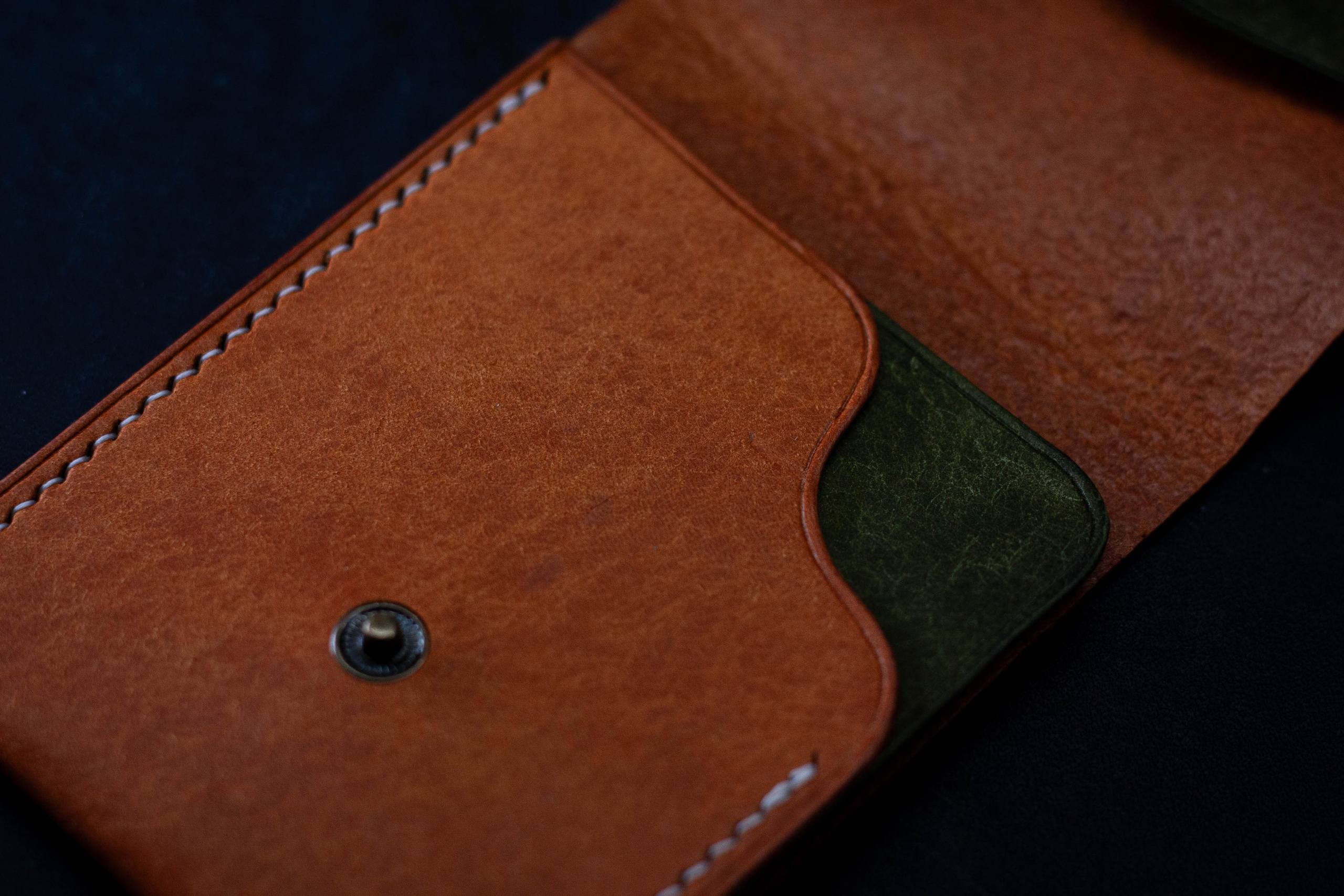 Кожевенная мастерская "Удалов". Фотограф и кожевник Кирилл Удалов