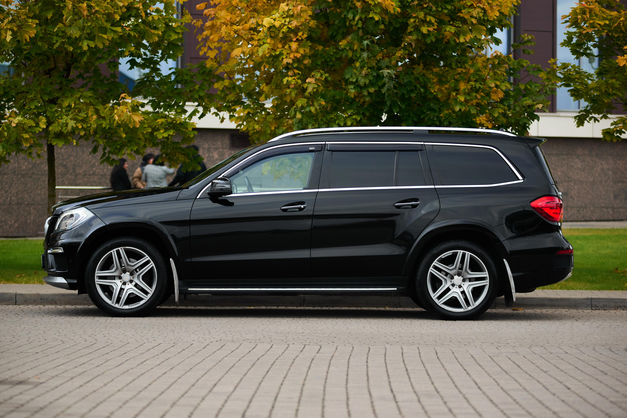 Mercedes GL350. Автомобильный и интерьерный фотограф в Минске Александр Тагаев