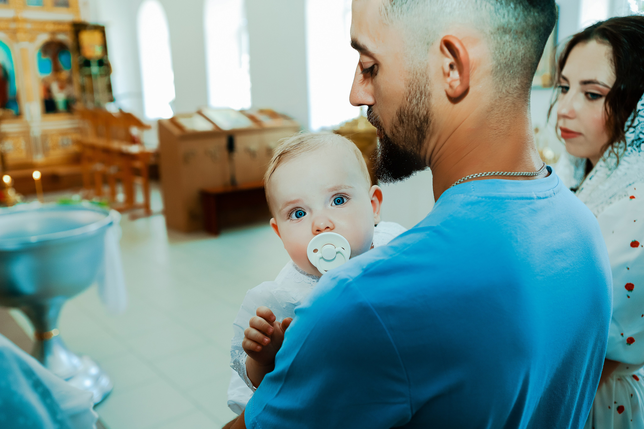 Таинство Крещения Отца и Дочери. Свадебный фотограф Евгения Фролова г. Каменск-Шахтинский, Донецк, Ростов