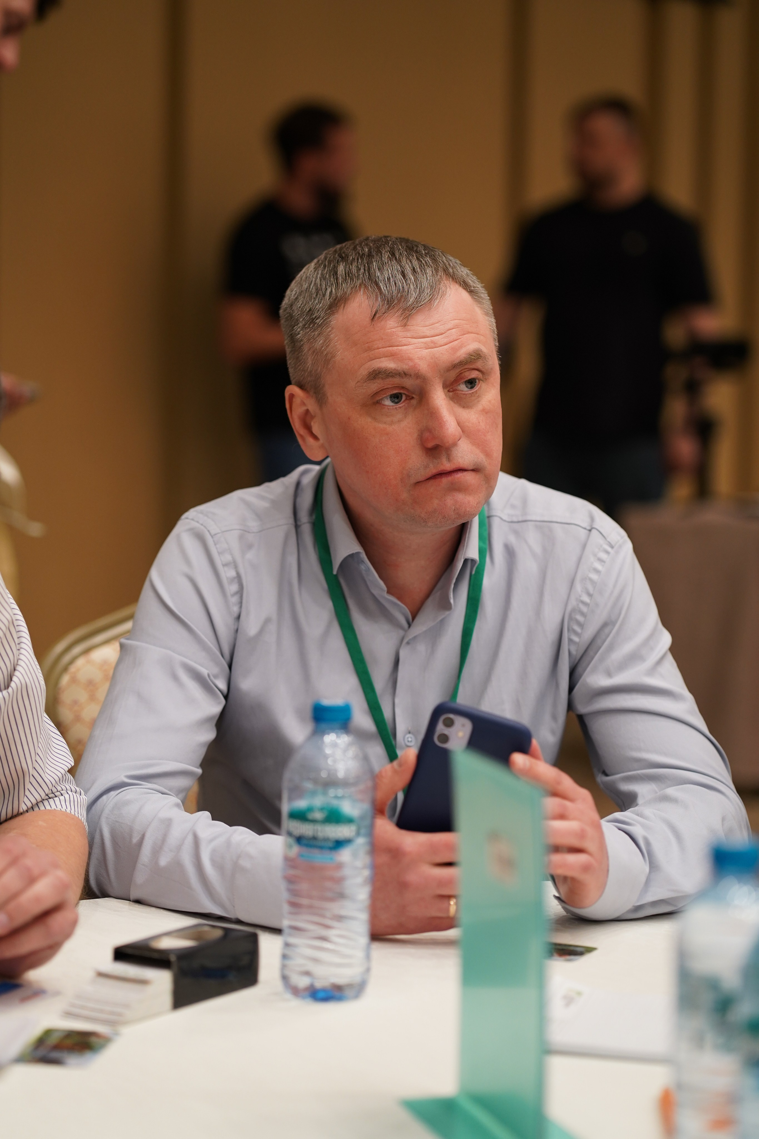 Малоэтажная страна конференция. Фотограф