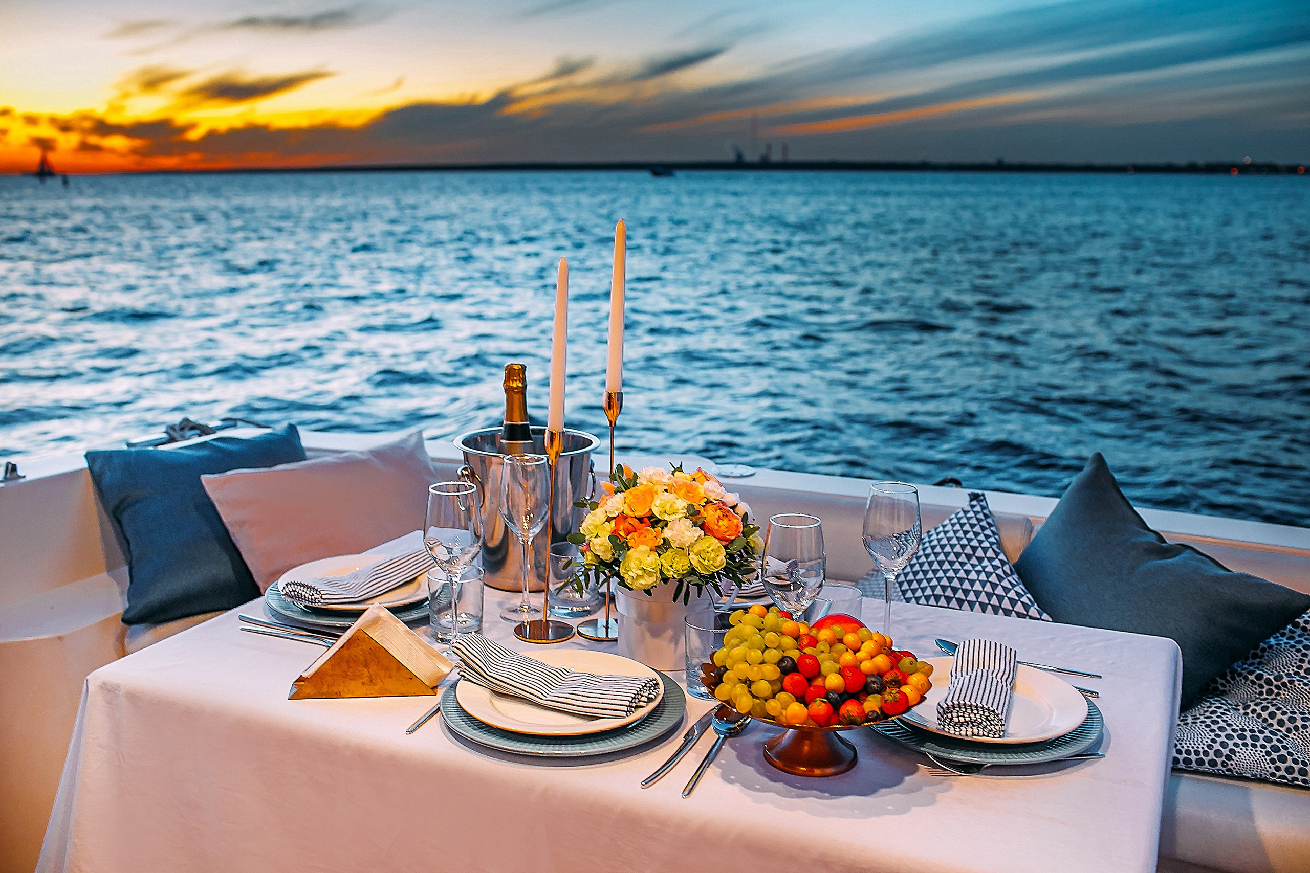 Яхта Rodman 44 Holiday. SPB Rent Boats|аренда катеров и теплоходов