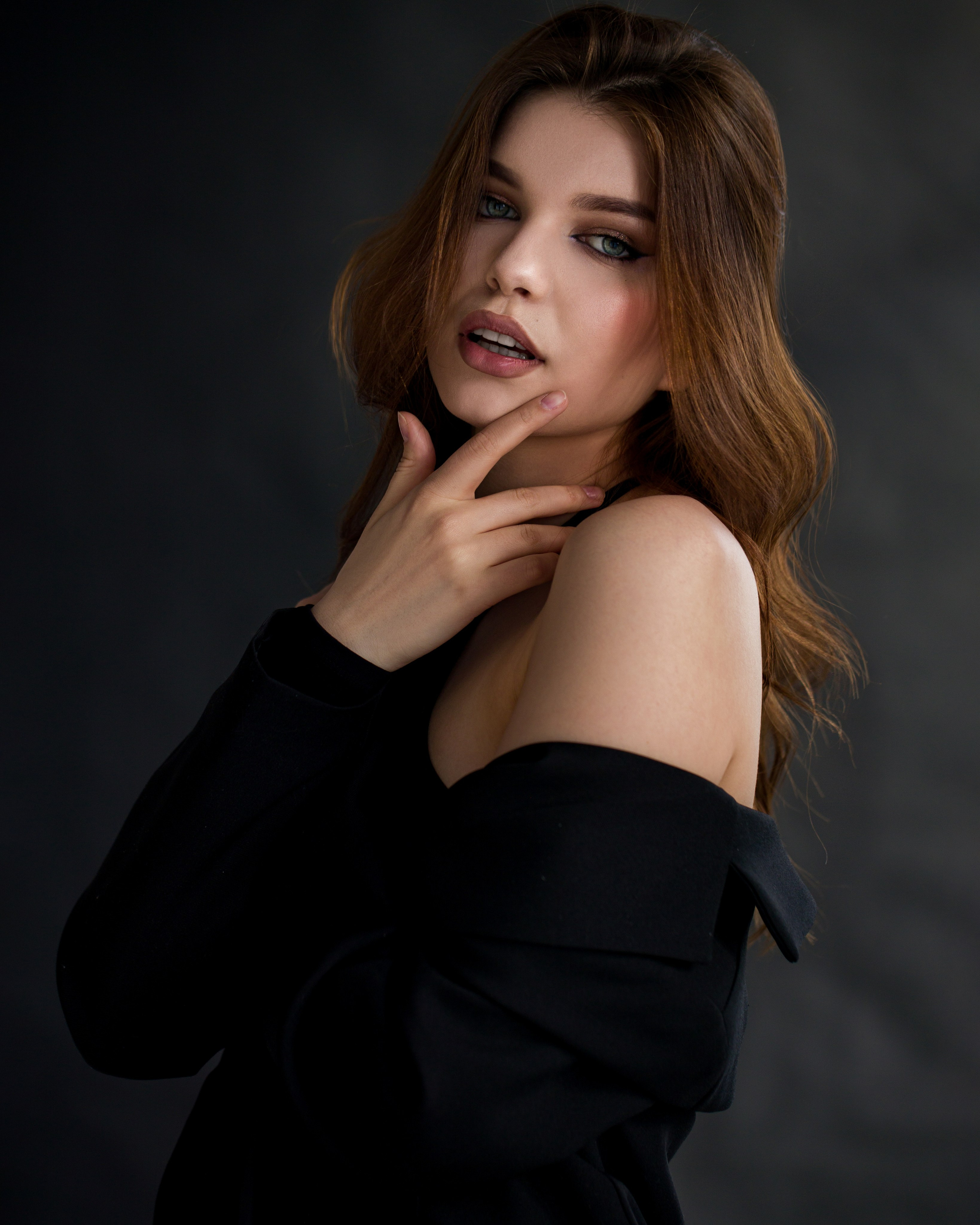 Лиза Максимова. Фотограф Петрозаводск. Съемка для брендов, индивидуальная съемка