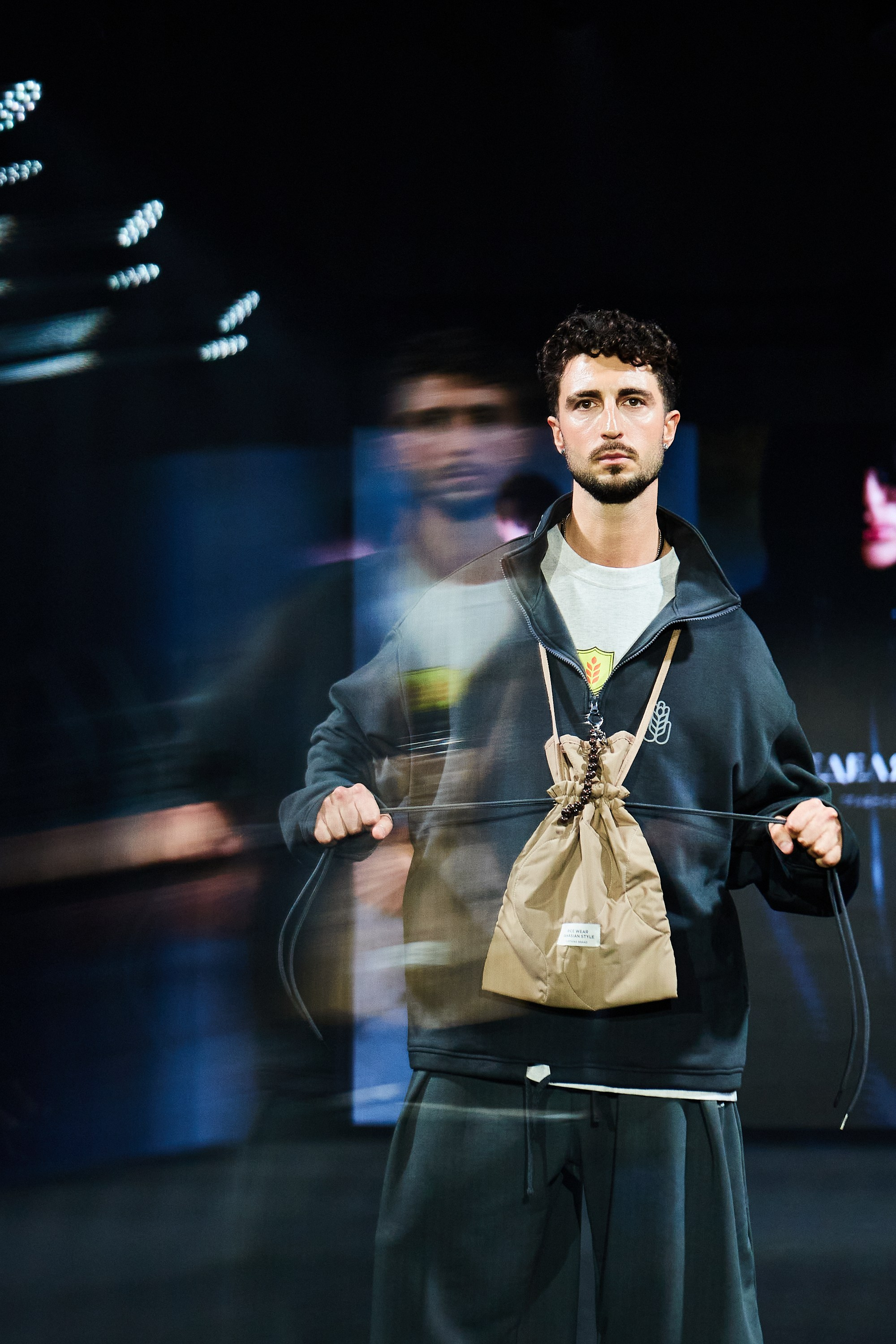 Sochi Fashion Week май 2026. Профессиональный фотограф в Сочи Виктория Джой. Обучение
