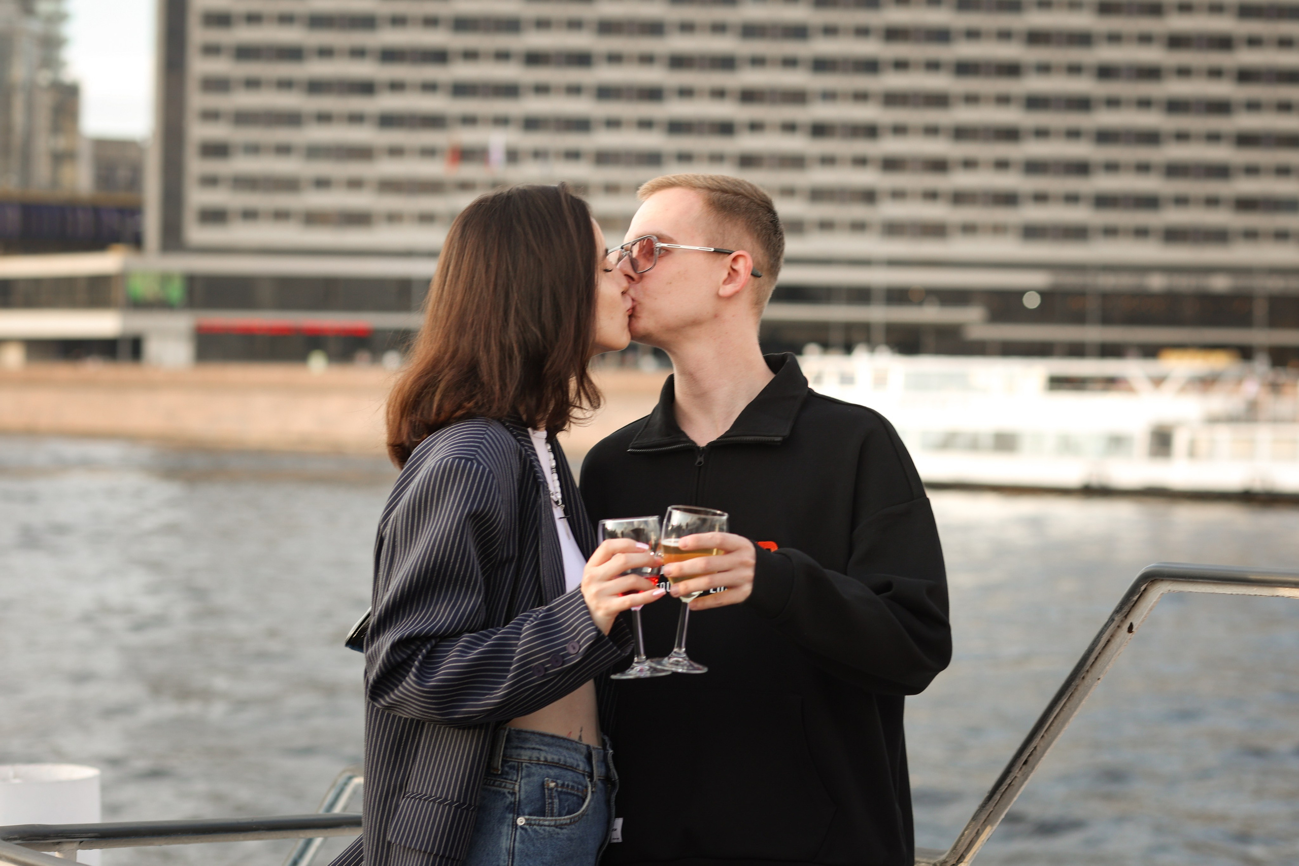 Gravity Project круизы. Репортажный и портретный фотограф в Санктпетербурге. Видиосъемка мероприятий в Санкт-Петербурге