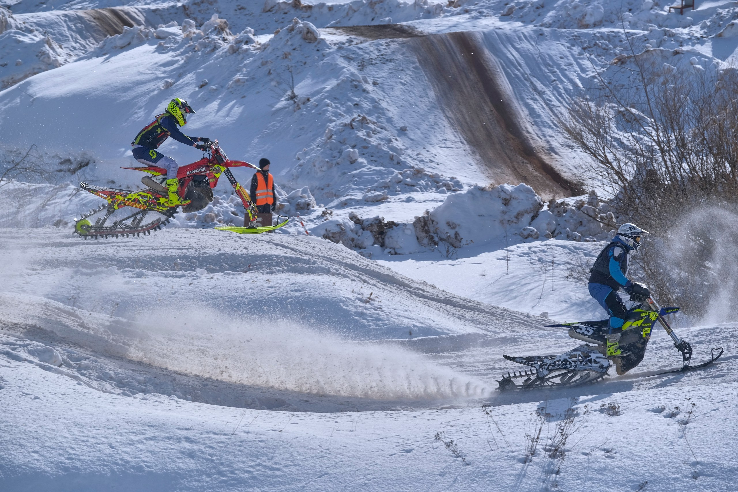 Соревнования по сноубайк кроссу и снегоходам. Свадьбы, Love Story, репортаж и портреты в Екатеринбурге