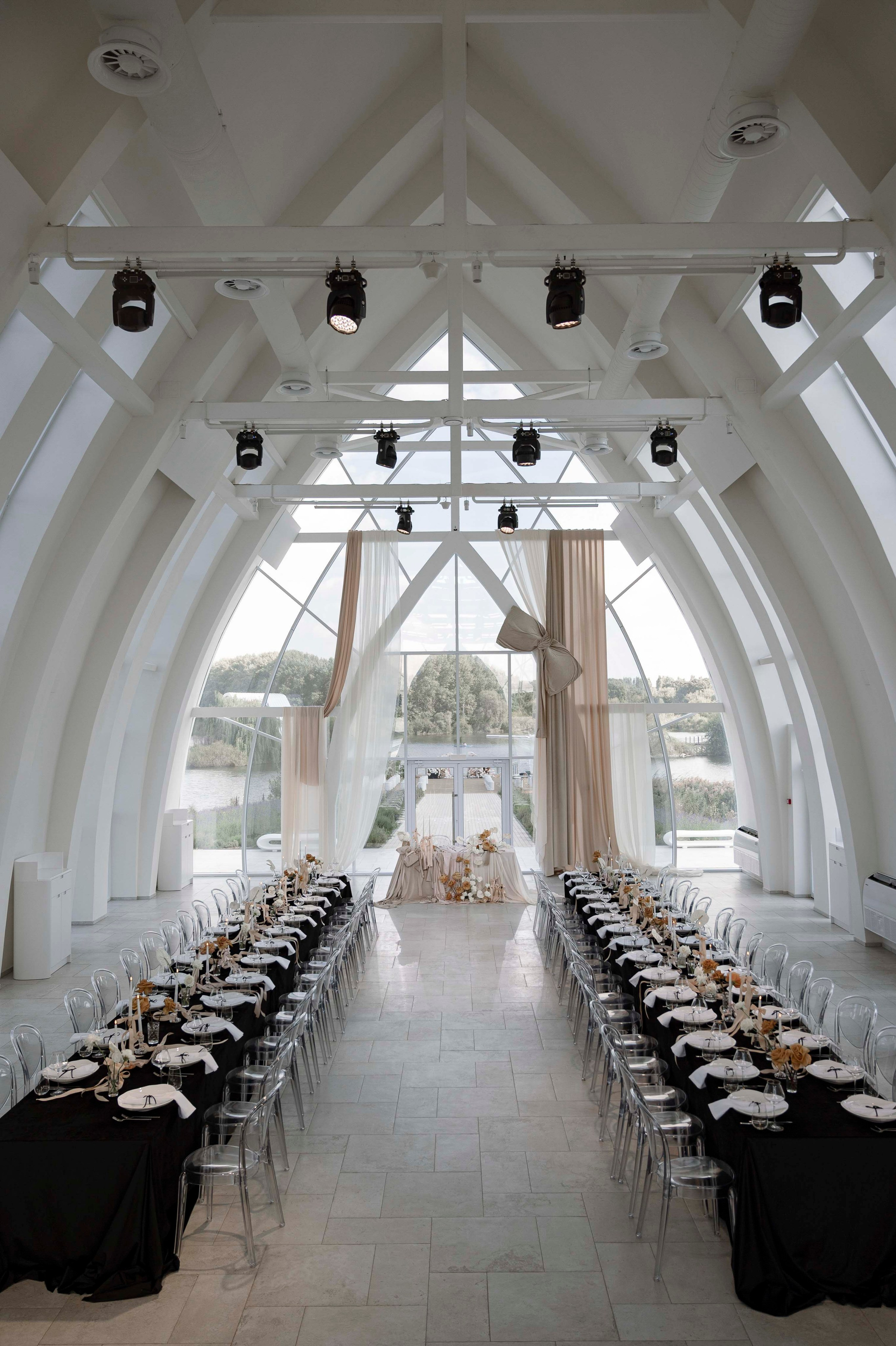 Василий и Анастасия — Сон в летнюю ночь. Фотограф Антон Горин