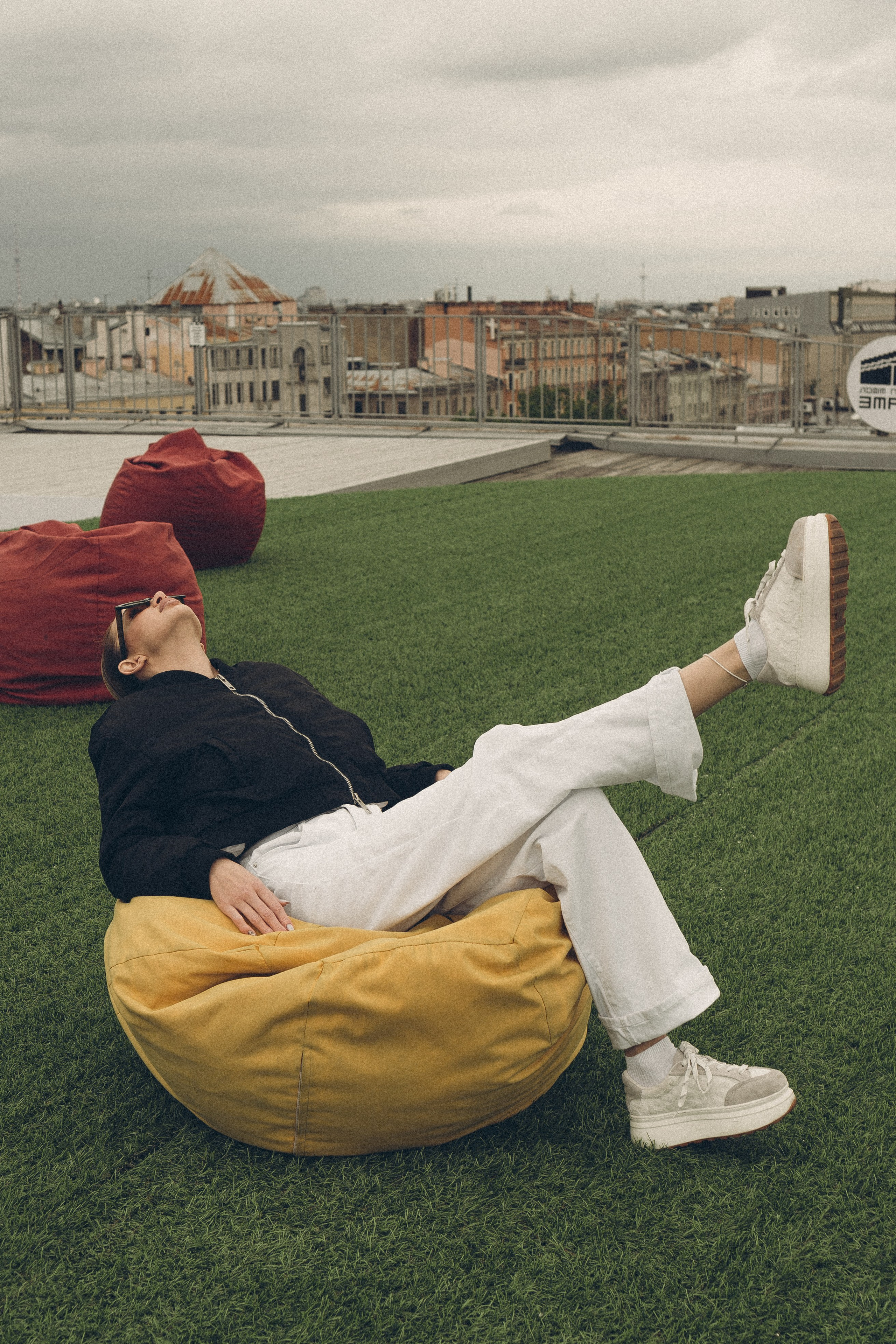 МЫ ГУЛЯЛИ ПРО КРЫШАМ ПИТЕРА. Профессиональный фотограф, Санкт-Петербург — Виктория Богомолова