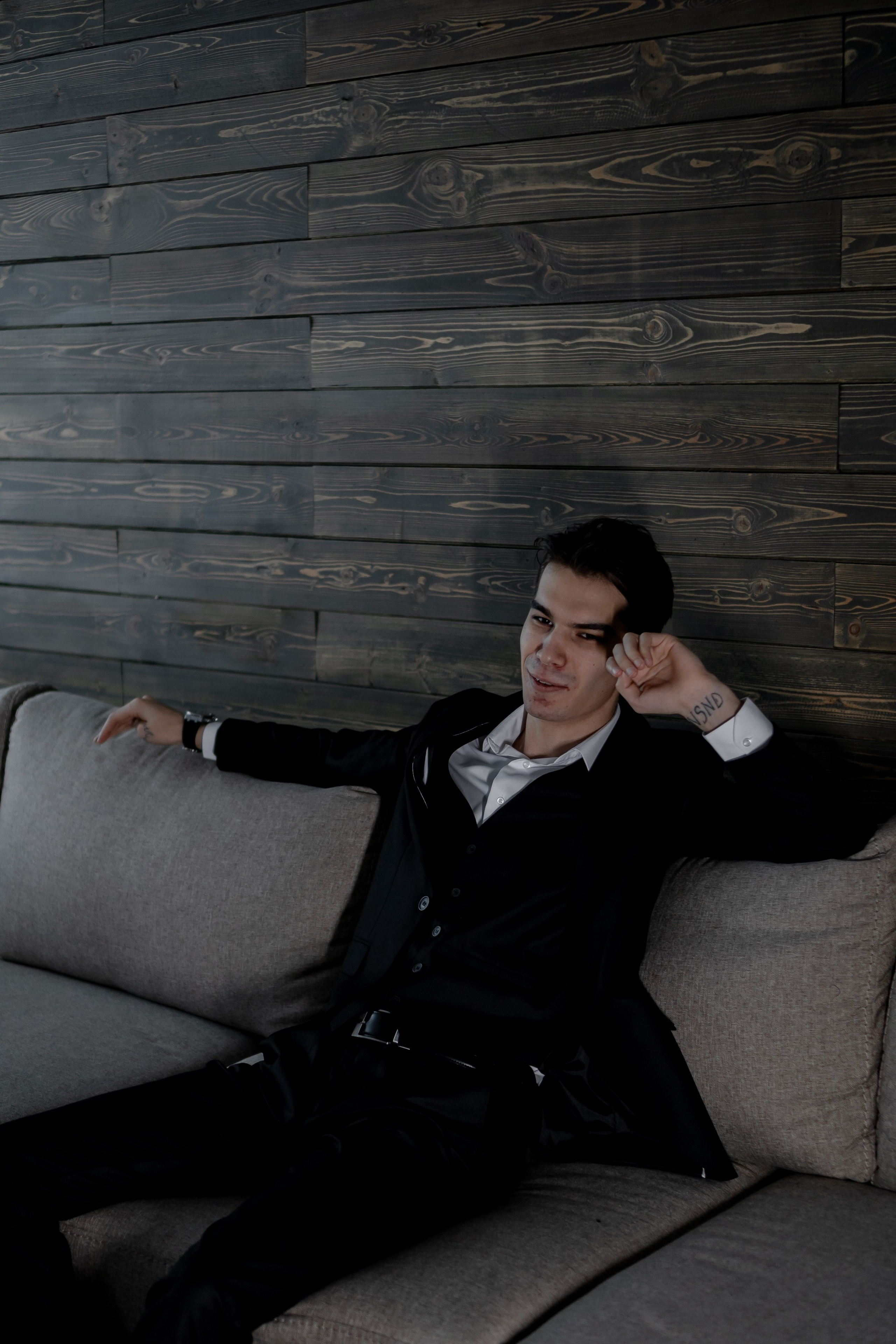 СВАДЕБНАЯ СЬЕМКА СБОРОВ В ОТЕЛЕ И ВЫЕЗД НА ЦЕРЕМОНИЮ (СНЯТО В СИБИРЕ В НИЖНЕВАРТОВСКЕ). Профессиональный фотограф, Санкт-Петербург — Виктория Богомолова