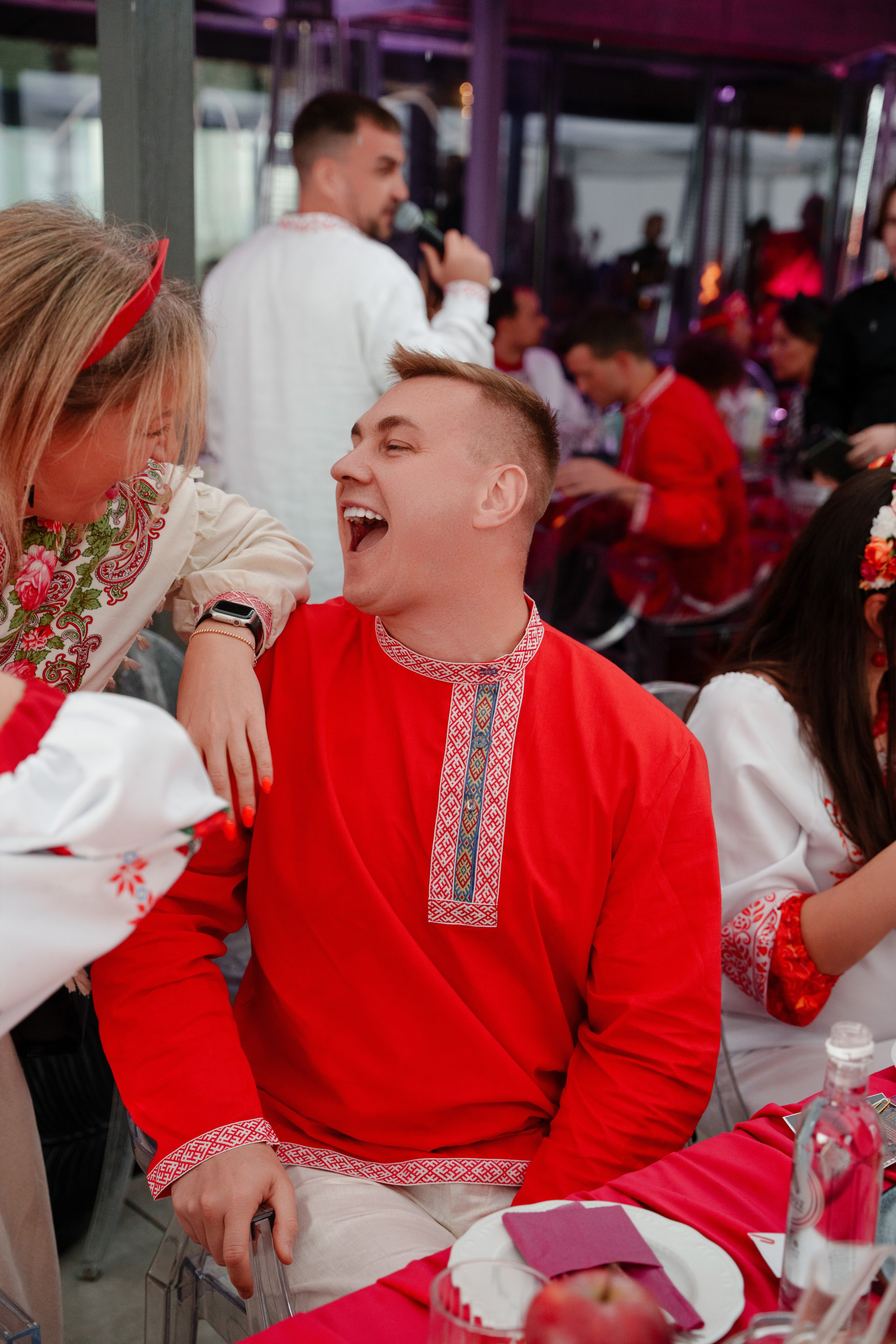 Репортажный фотограф на гендер пати в славянском стиле в Москве. Репортажный фотограф Москва Сергей Дружинин