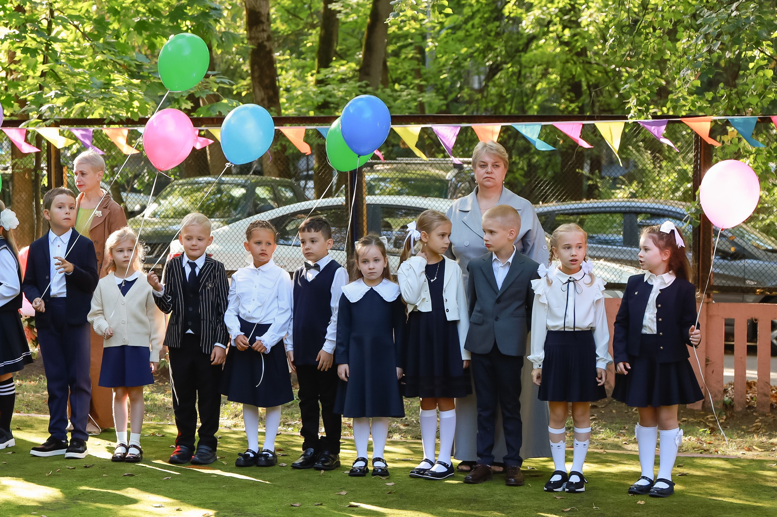 1 сентября на линейке и в школе. Визуал для эспертов и блогеров
