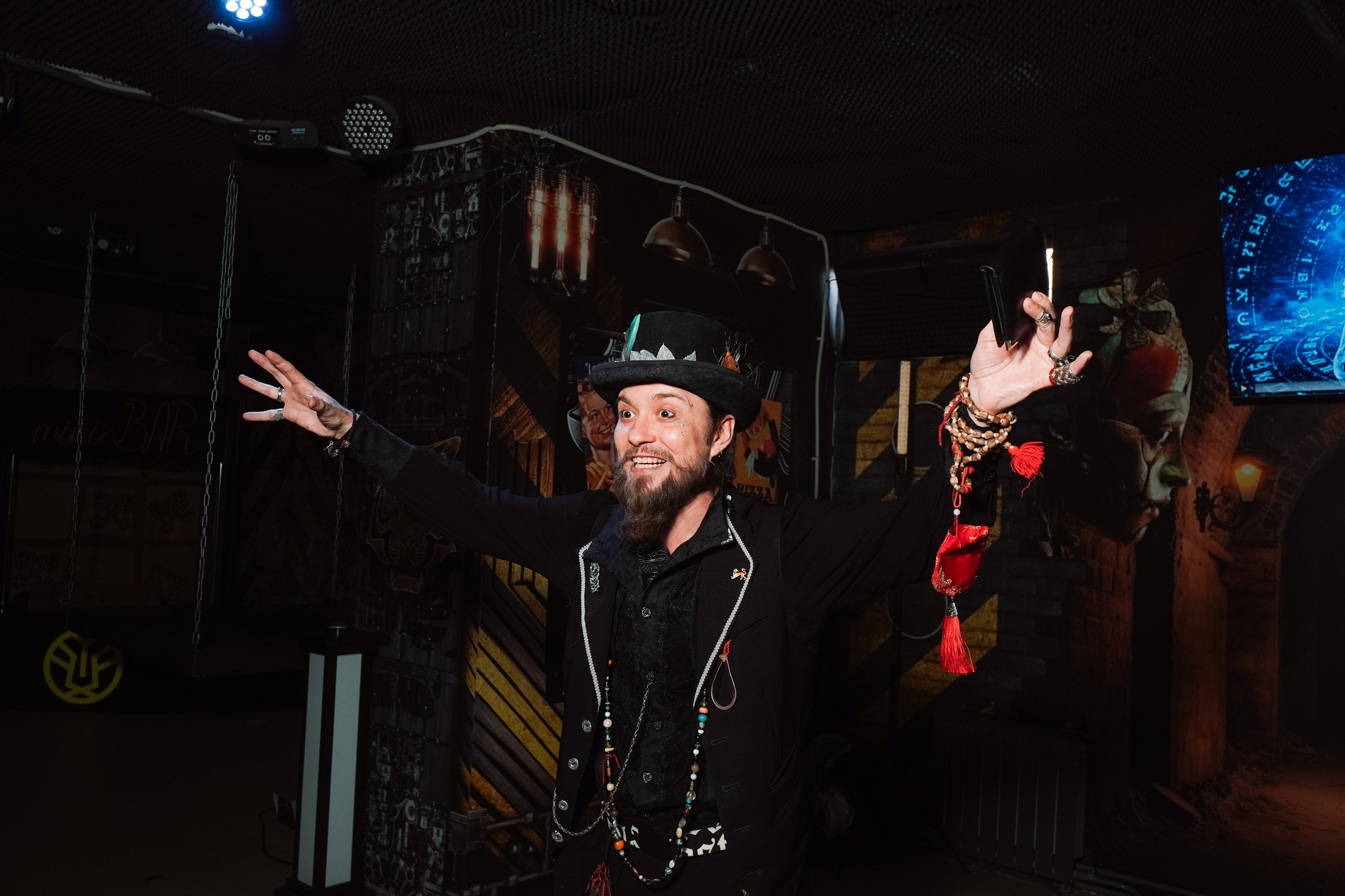 PEKA_POHUDEL. Фото | Видео Контент Мишель Ватаманюк