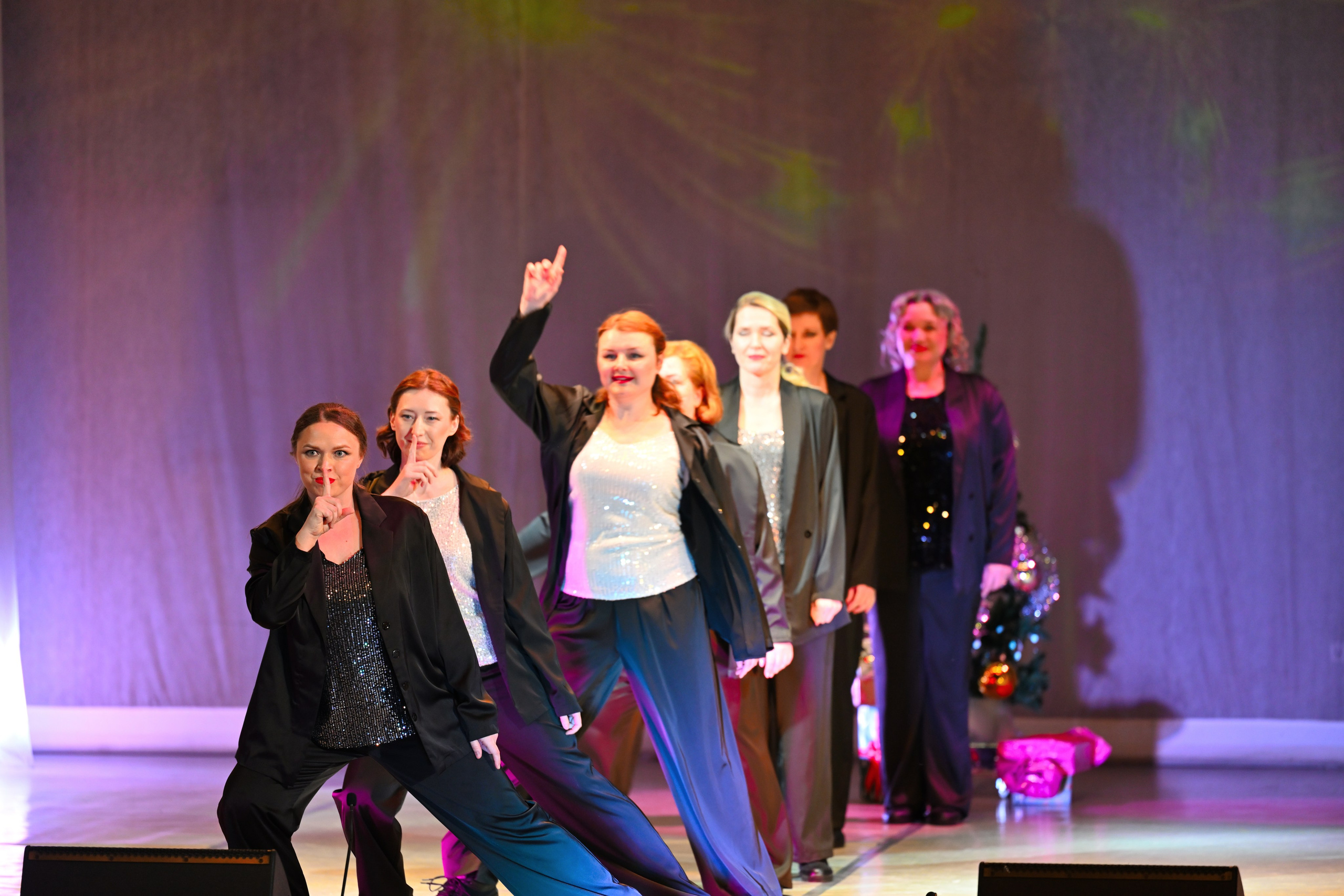 2025-12-19 Танцы ДК. Снежинск фото Андрианов