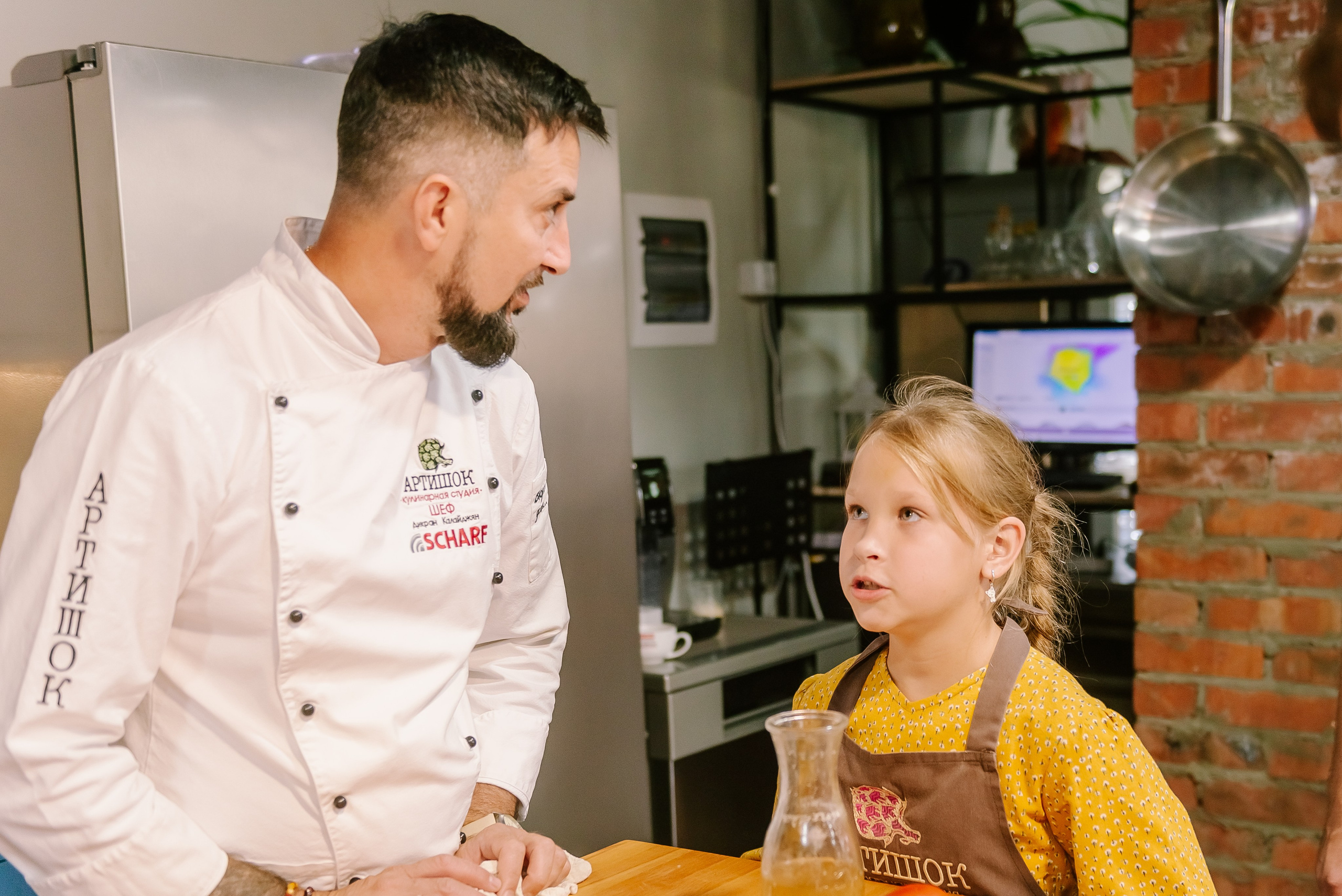Инклюзивная кухня добра в Артишок 30. 07.35. Детский фотограф, семейный фотограф и репортажи в Кемерово