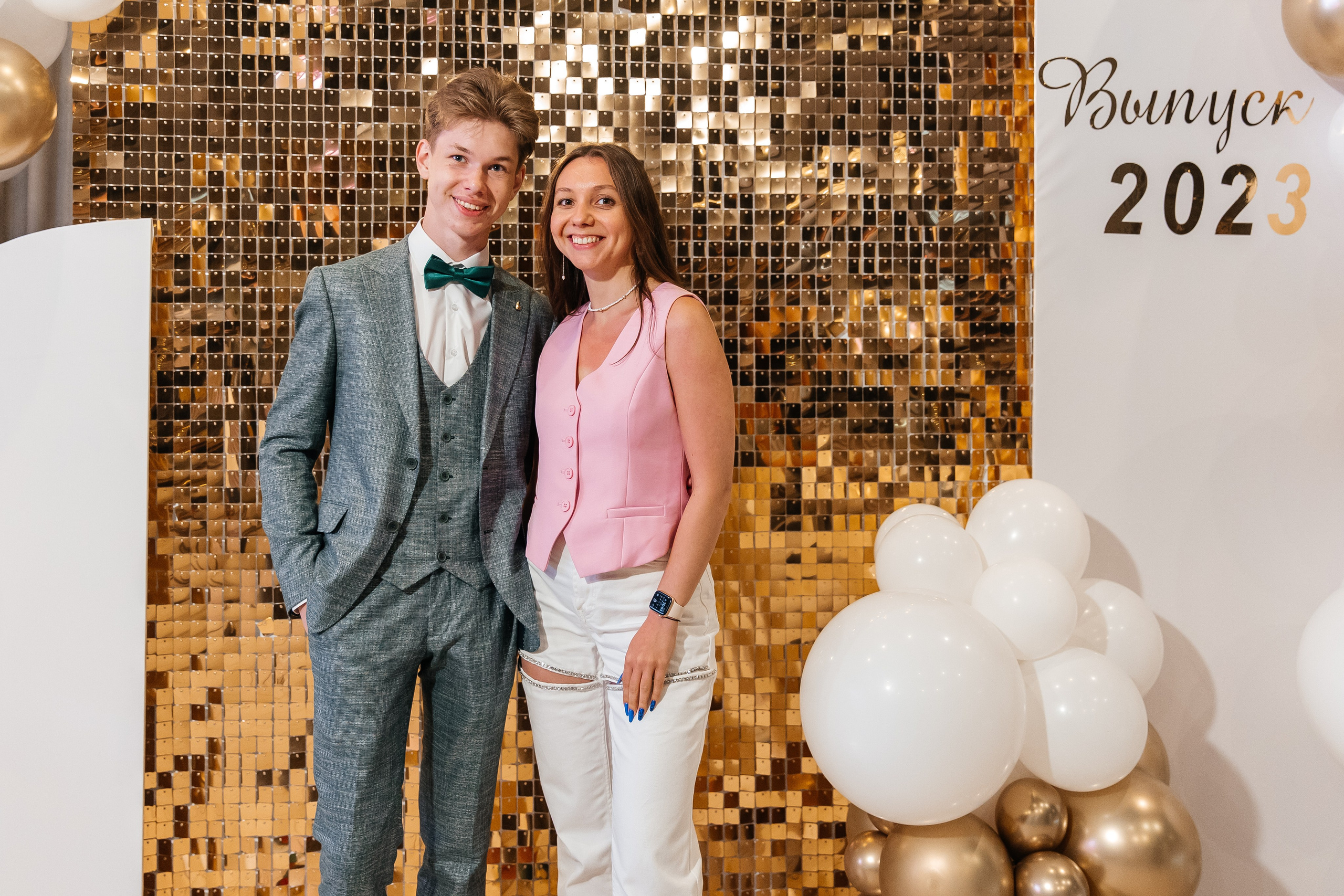 2023-06-23 Выпускной МБОУ СОШ № 10. Фотограф в Красноярске