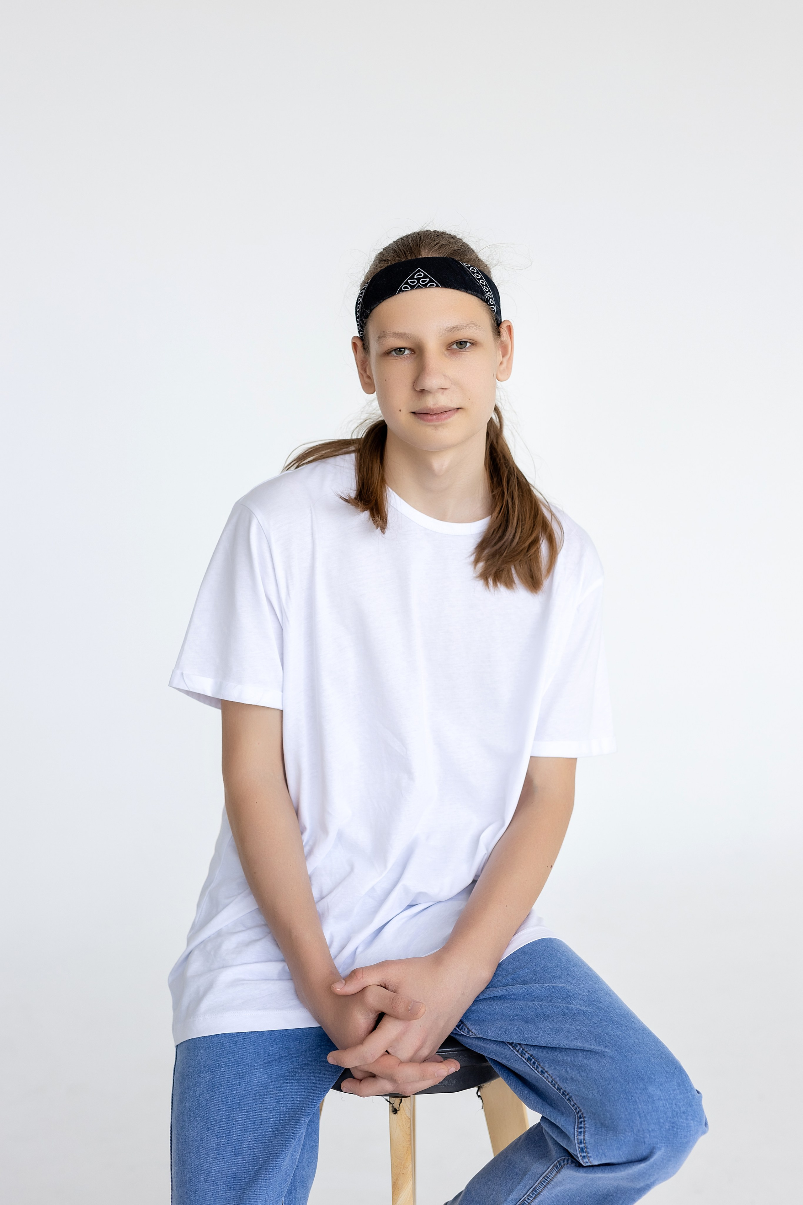 Школа 11, 9-г класс. Артём. Стильный выпускной альбом Владивосток фотограф Вероника Мигачева