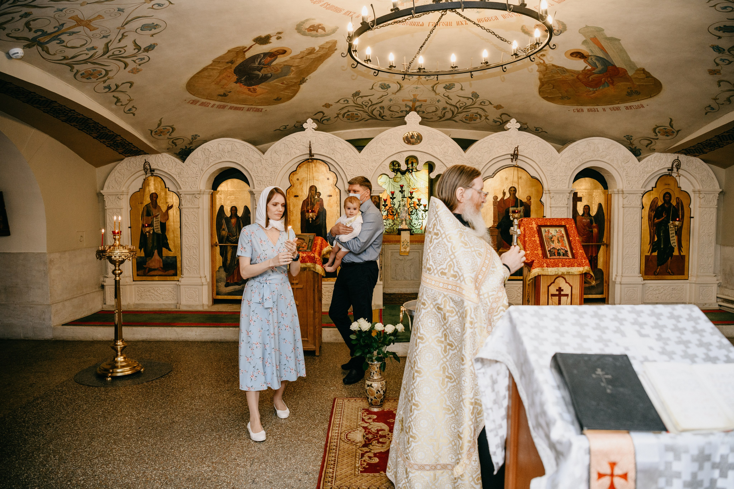 Крещение Александра. Фотограф на выписку из роддома в Москве и МО