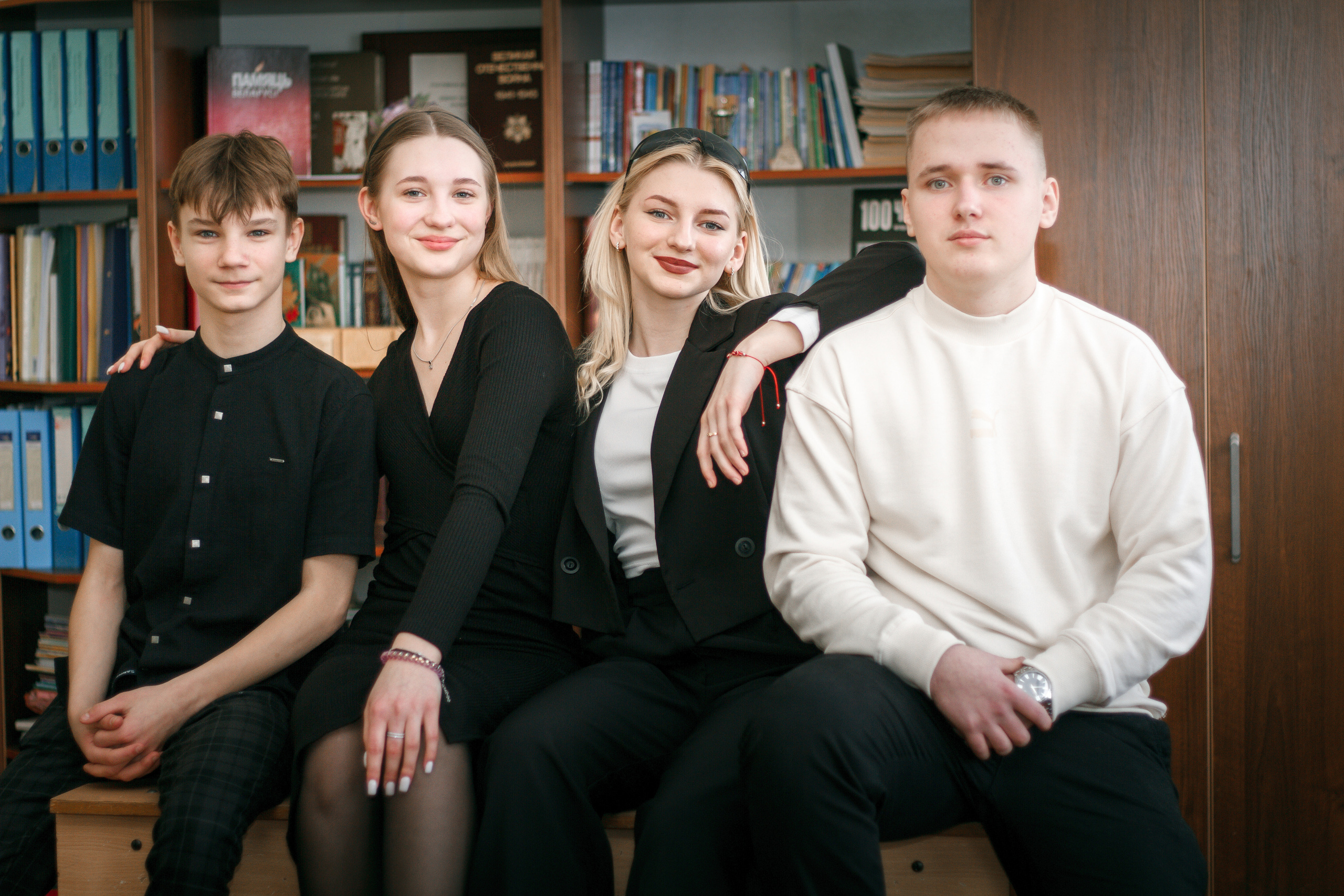 ✓ Выпускные съемки. Фотограф Юрий Якименко. Школьный, семейный и свадебный фотограф в Гоме