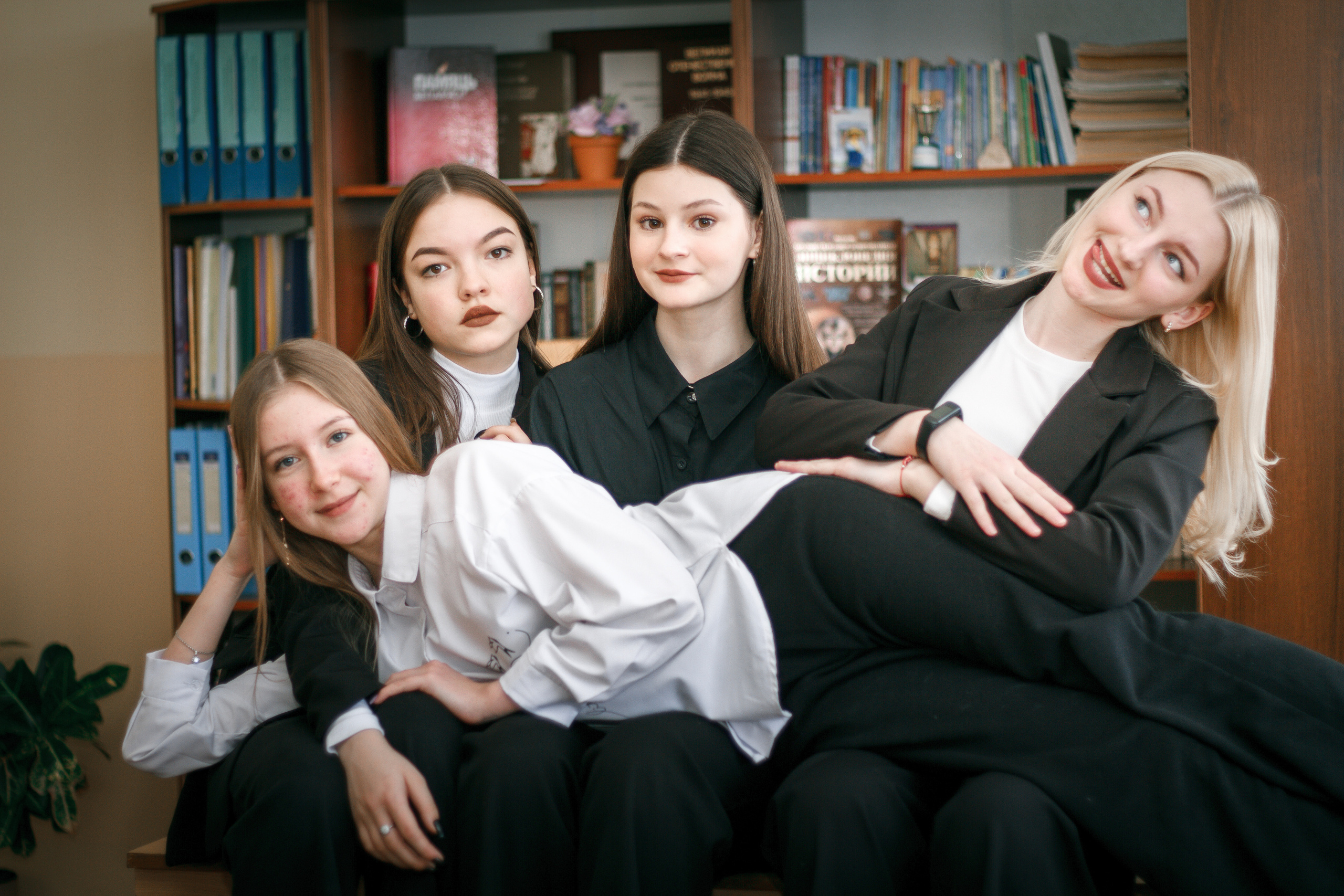 ✓ Выпускные съемки. Фотограф Юрий Якименко. Школьный, семейный и свадебный фотограф в Гоме