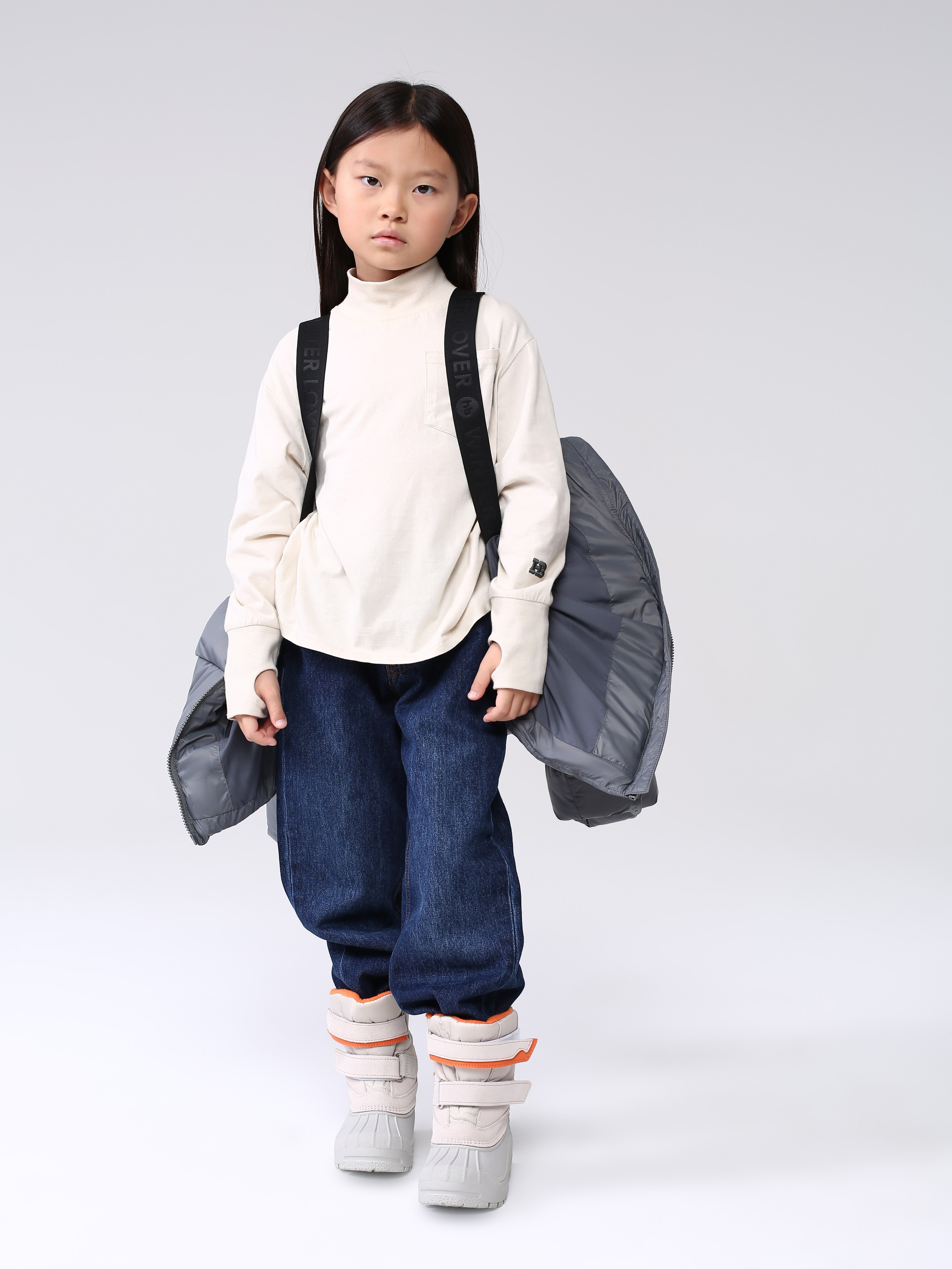 "Профессиональная детская фотосъемка для семейных портретов и воспоминаний""Высококачественная детская съемка новорожденных и малышей в студии""Рекламная детская фотосъемка для альбомов и подарков""Студийная детская съемка с креативными декорациями и позами""Коммерческая детская фотосъемка для маркетинга детских товаров""Фотография детской съемки с акцентом на эмоции и улыбки""Семейная детская съемка для портфолио и социальных сетей""Профессиональная детская фотосъемка с мягким освещением""Рекламные фото детской съемки для сайтов и брошюр""Высокоточная детская съемка для воспоминаний и презентаций""Детская фотосъемка высокого разрешения для семейных альбомов""Коммерческая детская съемка с фокусом на радость и развитие""Студийная фотосъемка детской съемки для брендов и маркетинга""Фотографии детской съемки для подарков и увеличения клиентов""Профессиональная детская съемка для каталогов и семейных историй" "Профессиональная каталожная фотосъемка товаров для e-commerce и интернет-магазинов""Высококачественная каталожная съемка одежды и аксессуаров с белым фоном""Рекламная каталожная фотосъемка для маркетинга продуктов и брендов""Студийная каталожная съемка с детальной проработкой текстур и материалов""Коммерческая каталожная фотосъемка для каталогов и онлайн-платформ""Фотография каталожной съемки с акцентом на дизайн и презентацию товаров""Предметная каталожная съемка для увеличения продаж в e-commerce""Профессиональная каталожная фотосъемка с использованием студийного освещения""Рекламные фото каталожной съемки для сайтов и социальных сетей""Высокоточная каталожная съемка товаров для презентаций и брошюр""Каталожная фотосъемка высокого разрешения для онлайн-магазинов""Коммерческая каталожная съемка с фокусом на качество и детализацию""Студийная каталожная фотосъемка для брендов и ритейла""Фотографии каталожной съемки для маркетинговых кампаний""Профессиональная каталожная съемка для каталогов и увеличения конверсии"