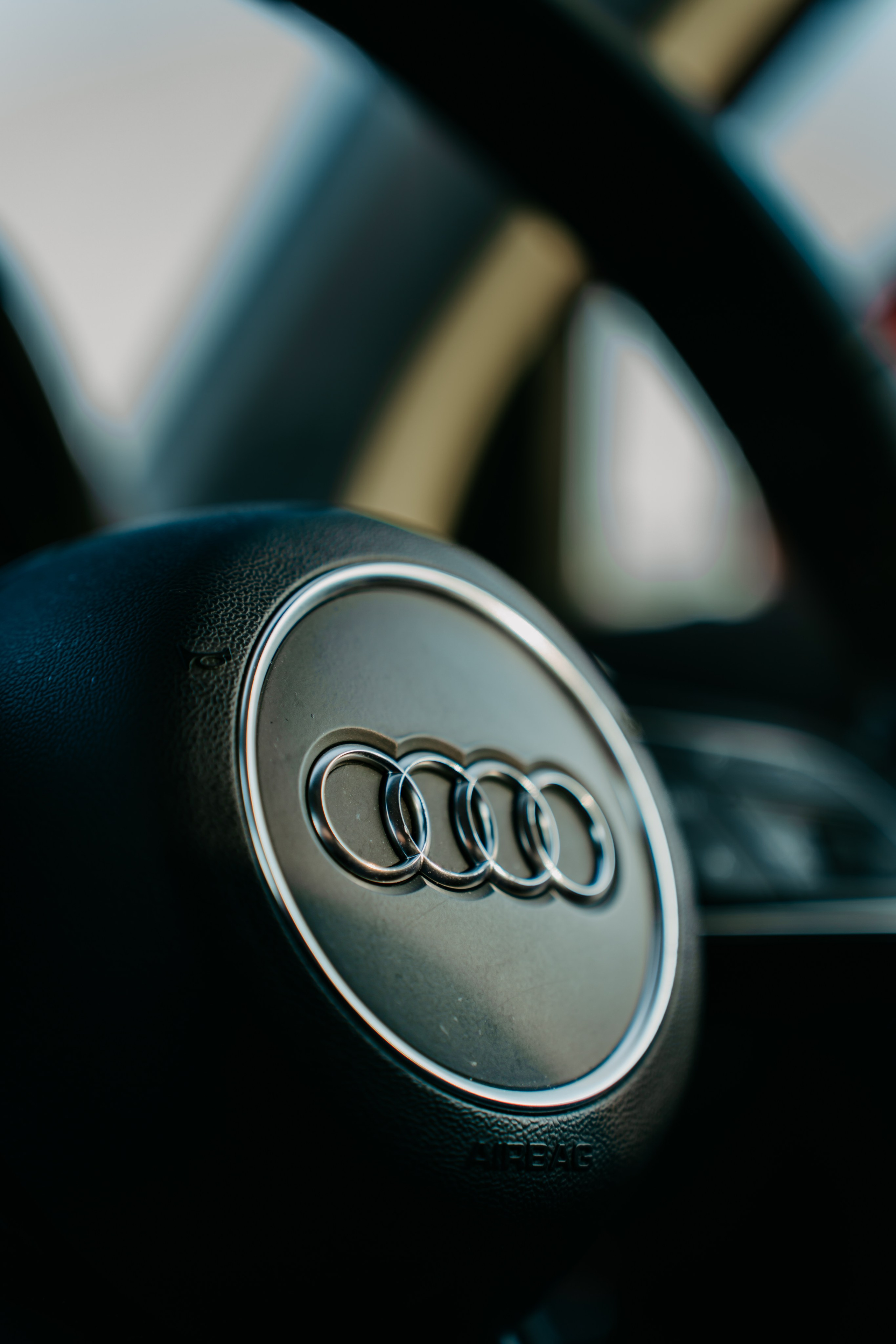 Audi Q2. Фотограф, видеограф и пилот дрона на Байкале