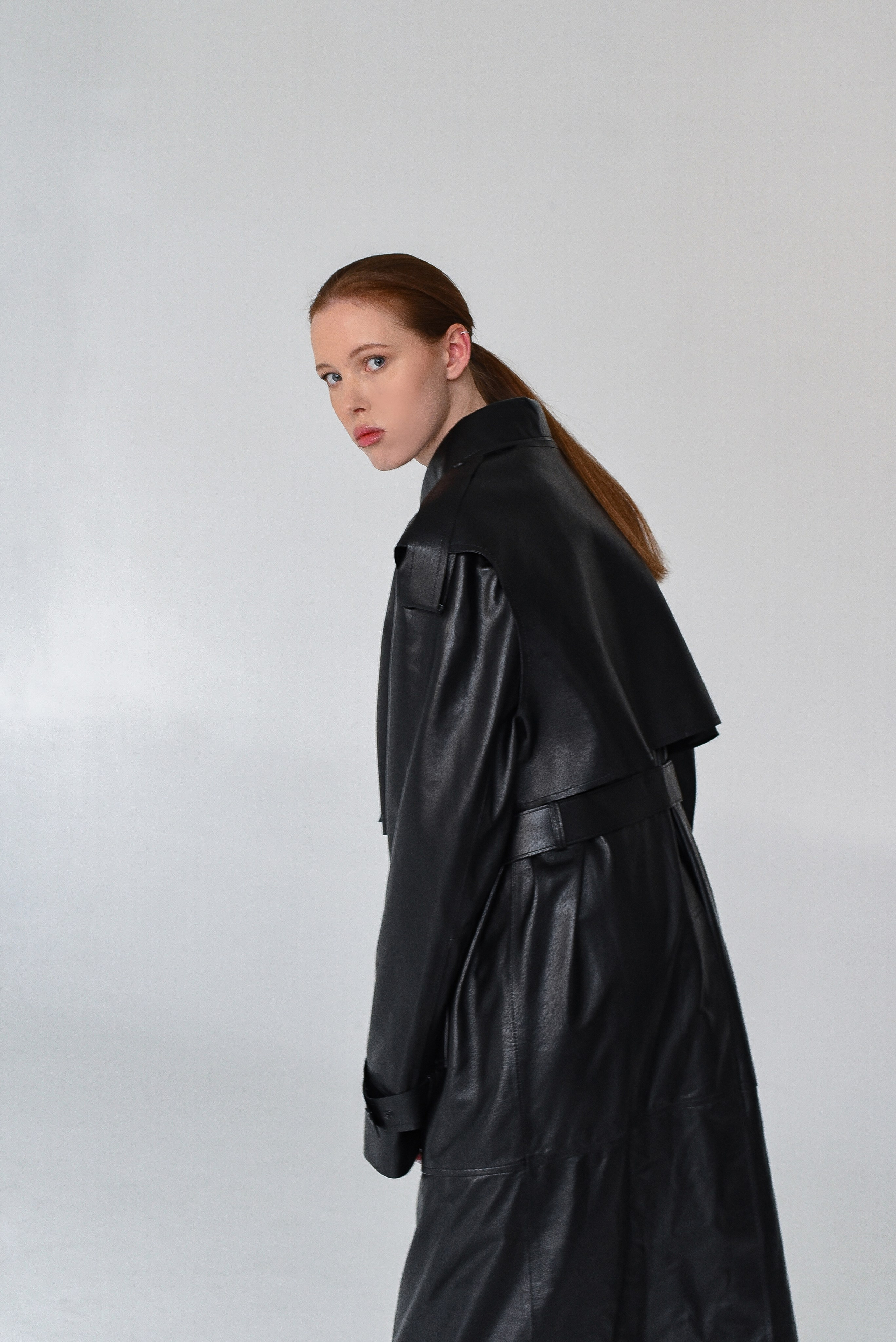 Пальто (фон). Контент фотограф в Москве Лихачева Ксения