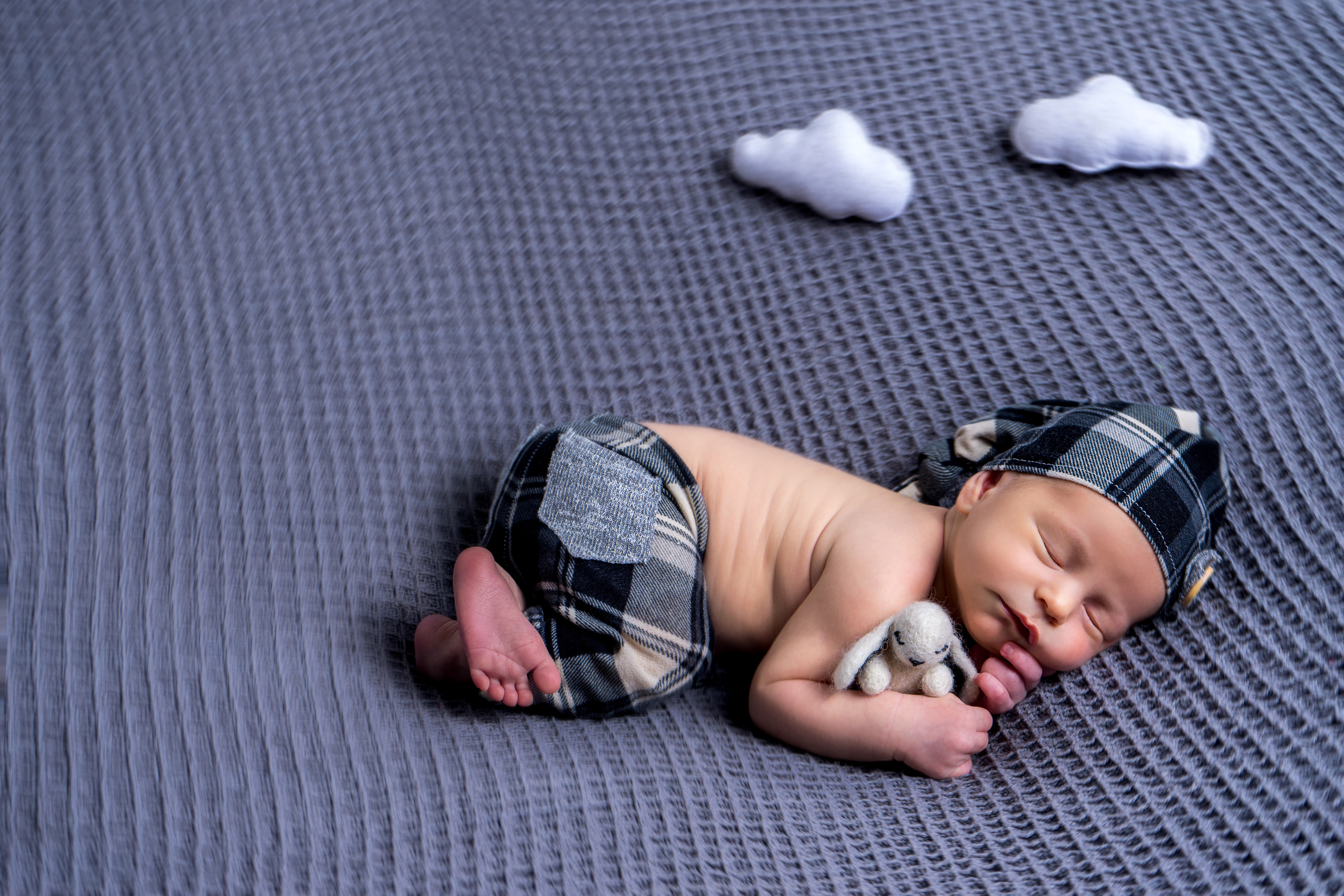 Максим 24 дня. Семейный и детский фотограф в Новом Уренгое Анна Иванова