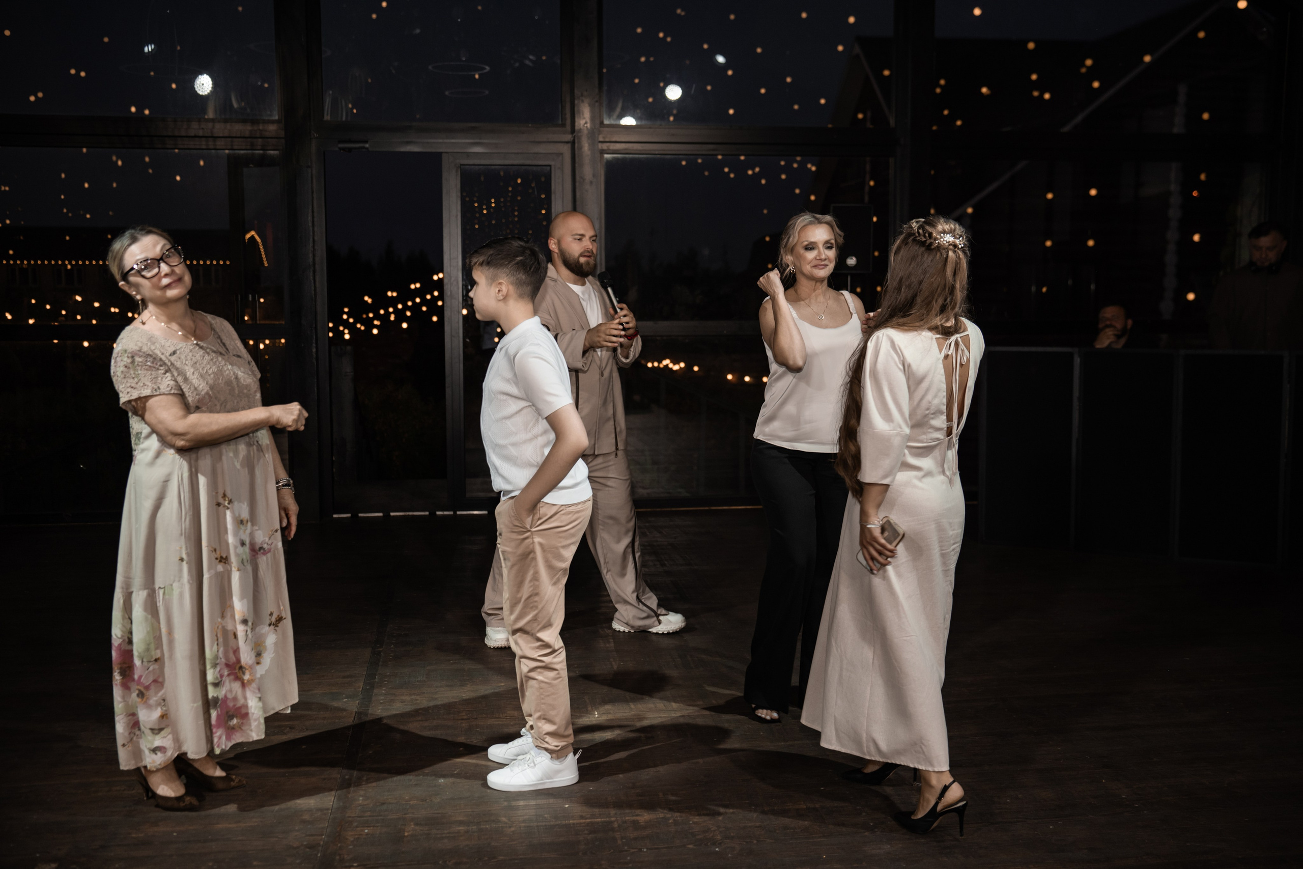 2024. Богдан и Ирина. Свадебный и семейный фотограф в Москве и Европе Евгения Амелина