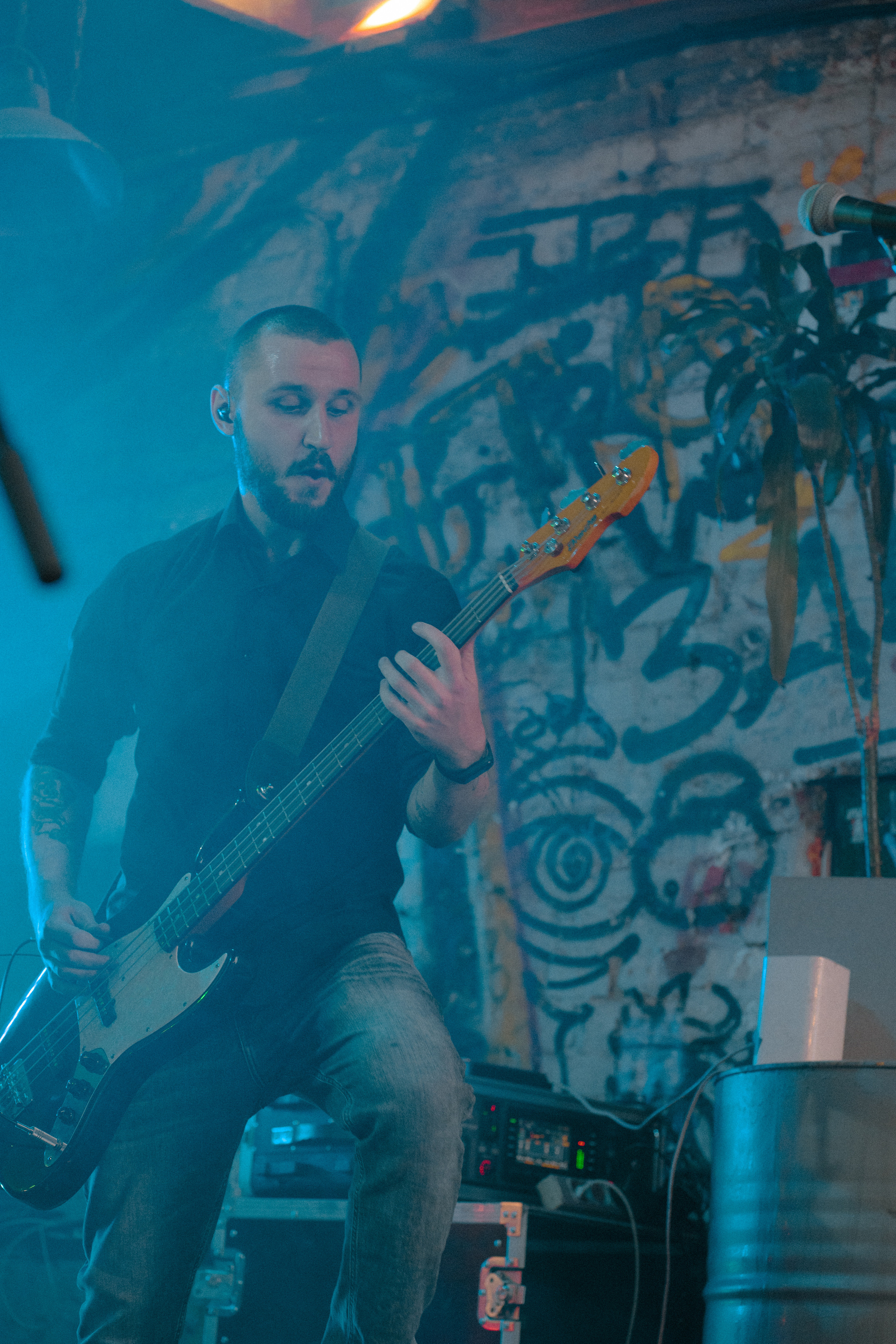 Больные темы. Концерт. Творческие фотосессии в Москве. Фотоальбом лидера группы ЯЛО