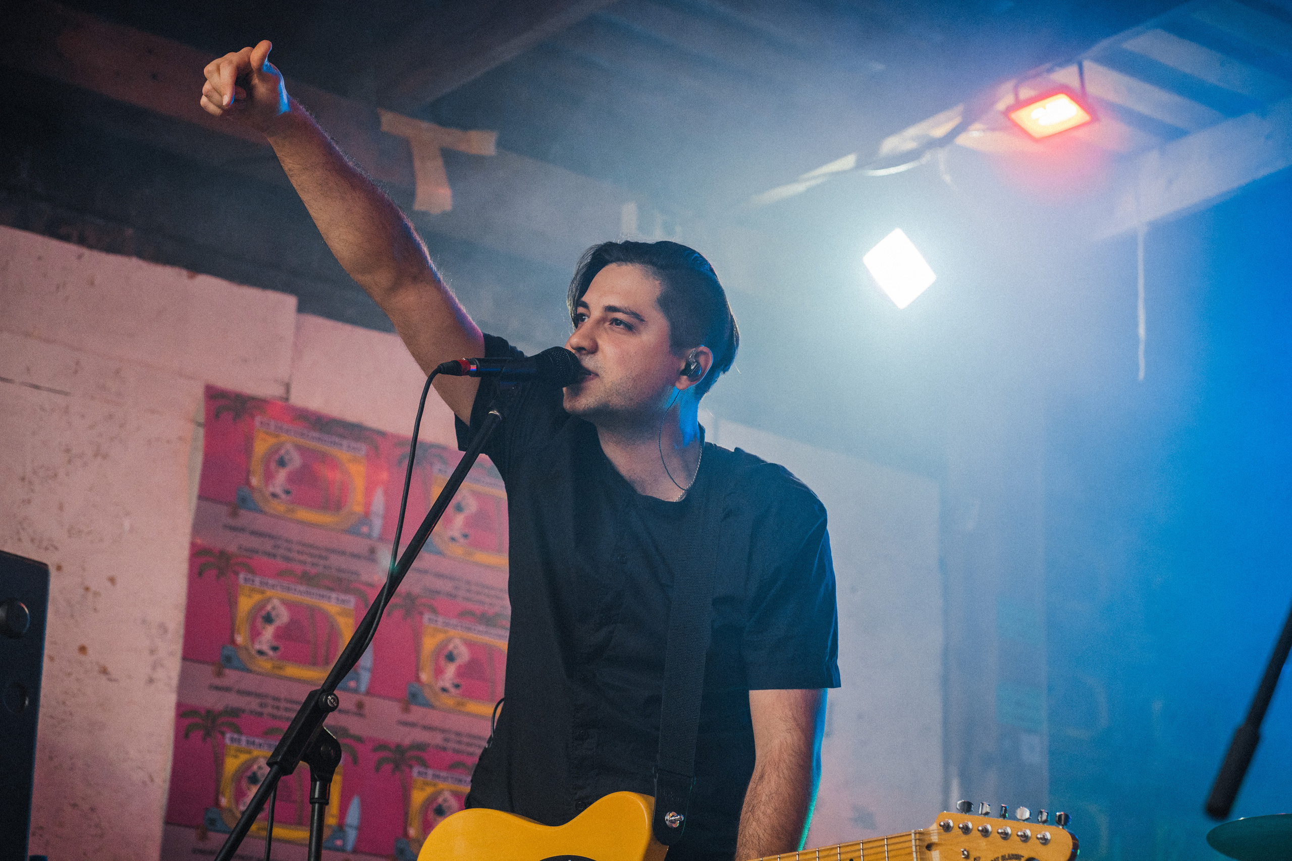 Больные темы. Концерт. Творческие фотосессии в Москве. Фотоальбом лидера группы ЯЛО