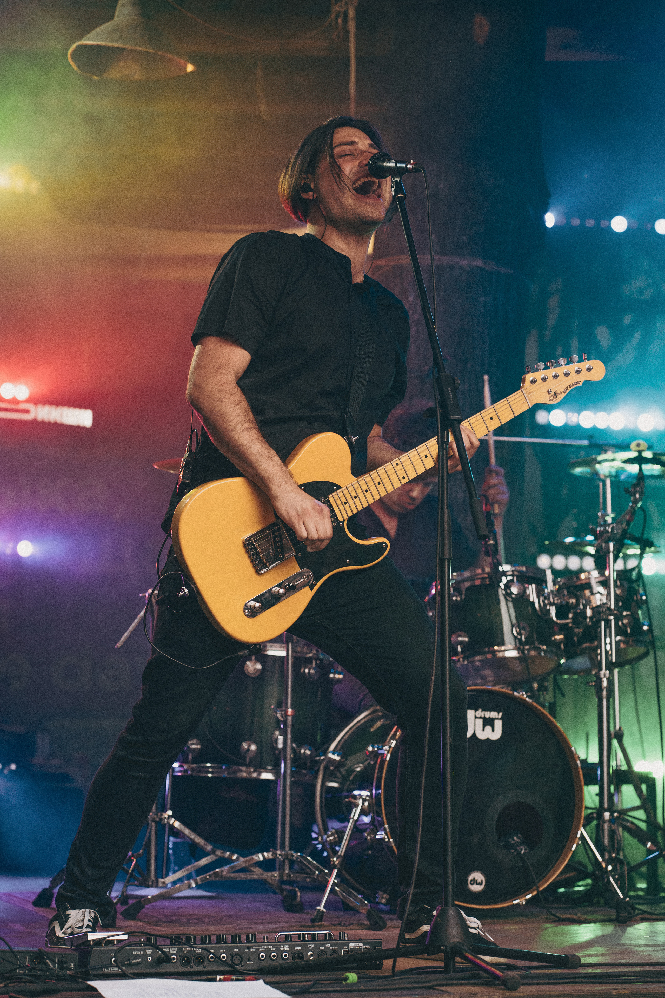 Больные темы. Концерт. Творческие фотосессии в Москве. Фотоальбом лидера группы ЯЛО