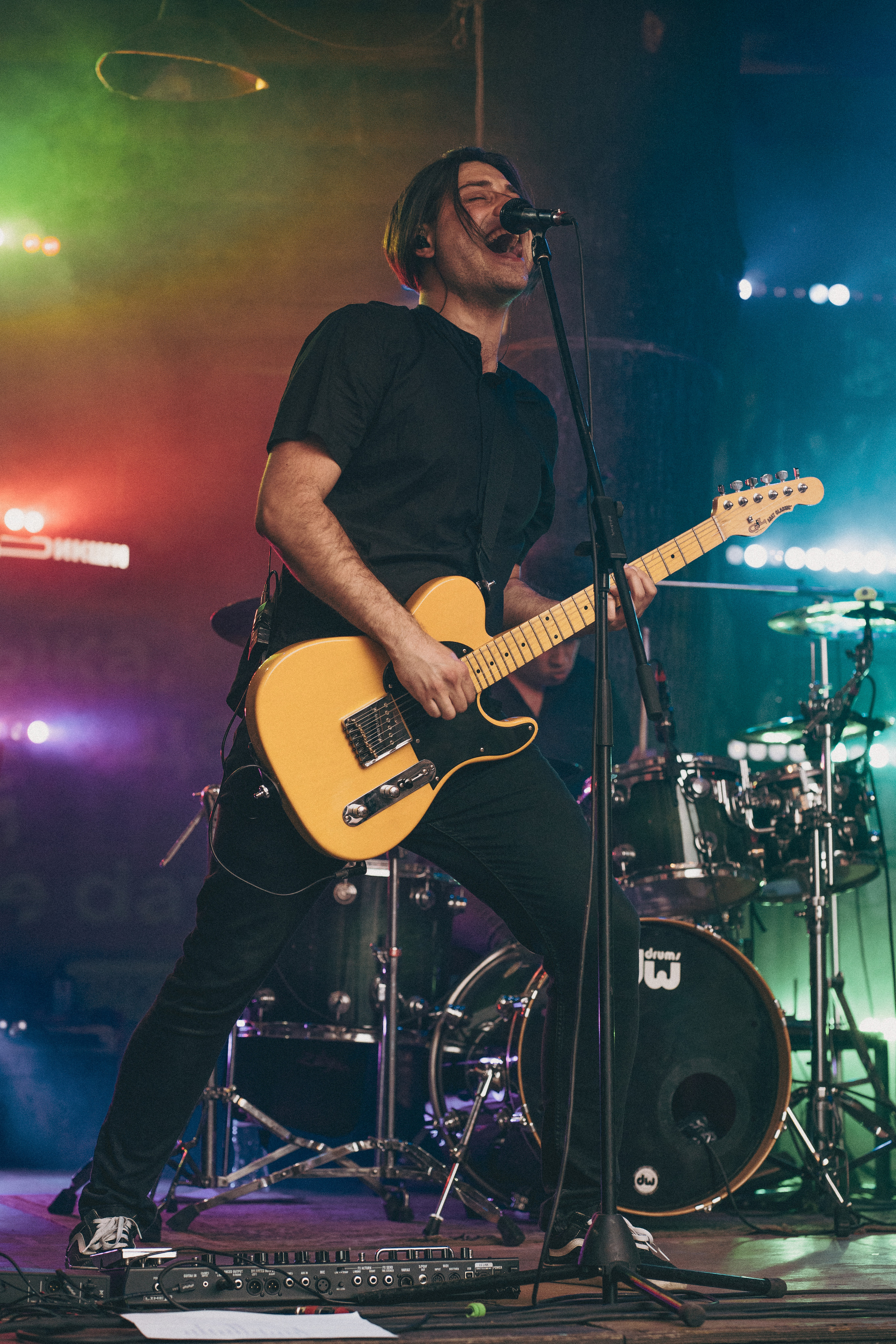 Больные темы. Концерт. Творческие фотосессии в Москве. Фотоальбом лидера группы ЯЛО