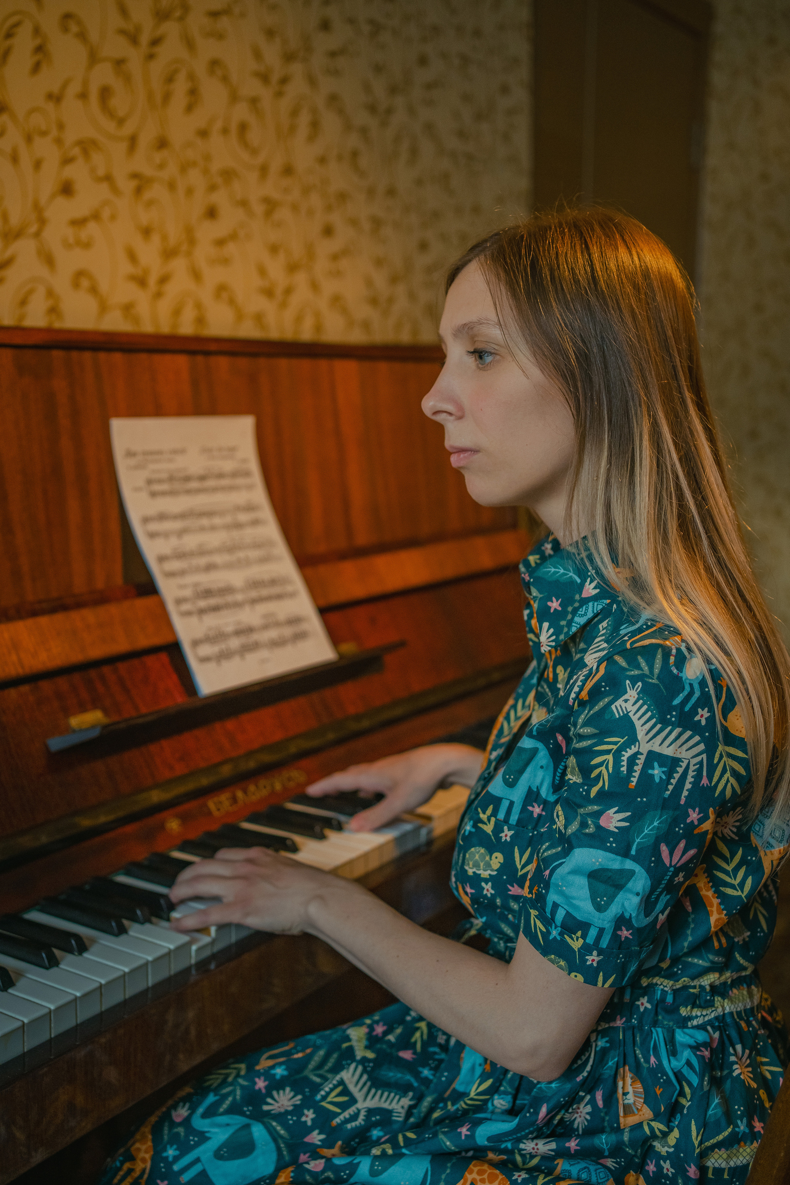 Кимберлит. Музыкальная обложка. Творческие фотосессии в Москве. Фотоальбом лидера группы ЯЛО