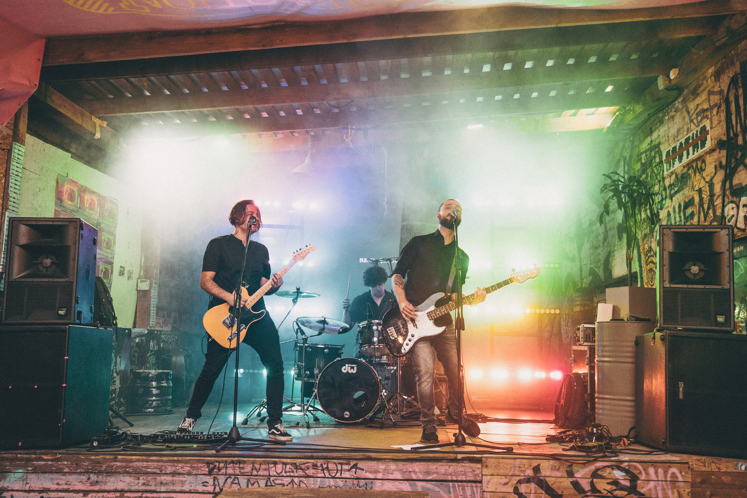 Больные темы. Концерт. Творческие фотосессии в Москве. Фотоальбом лидера группы ЯЛО