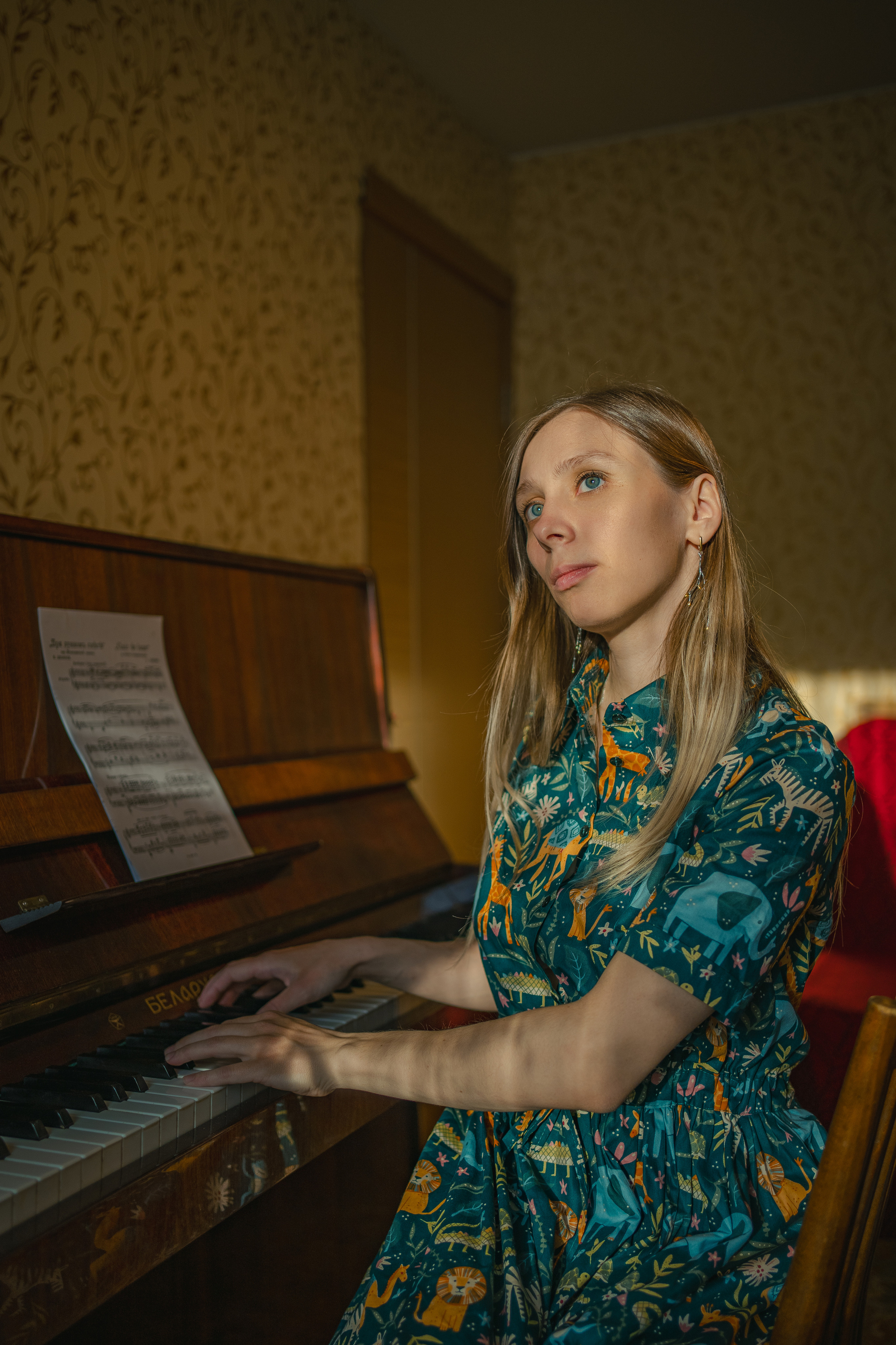 Кимберлит. Музыкальная обложка. Творческие фотосессии в Москве. Фотоальбом лидера группы ЯЛО