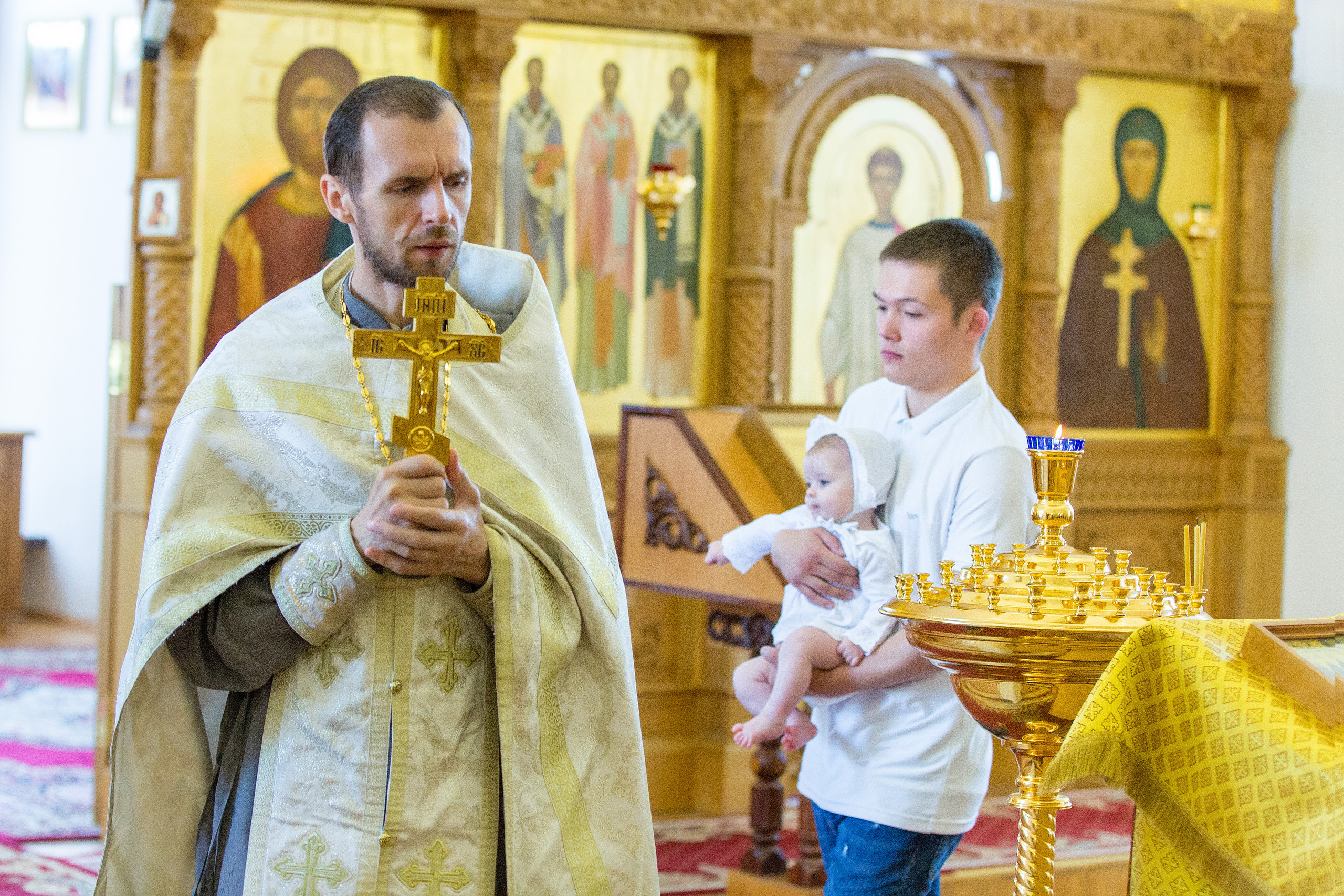 Крещение в Свято-Успенском Жировичском монастыре. Свадебный фотограф в Барановичах Вячеслав Шах-Гусейнов, фотошкола