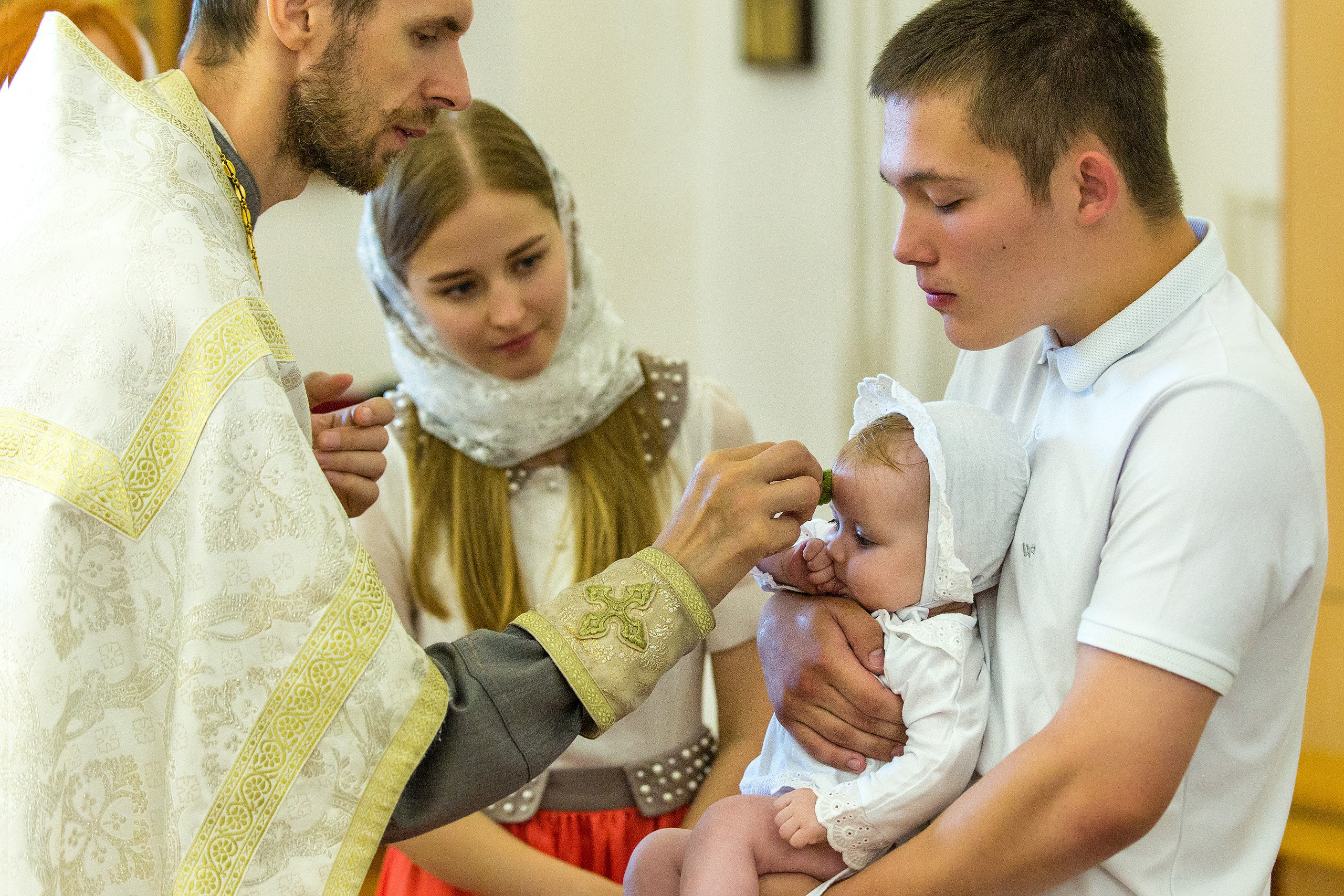 Крещение в Свято-Успенском Жировичском монастыре. Свадебный фотограф в Барановичах Вячеслав Шах-Гусейнов, фотошкола