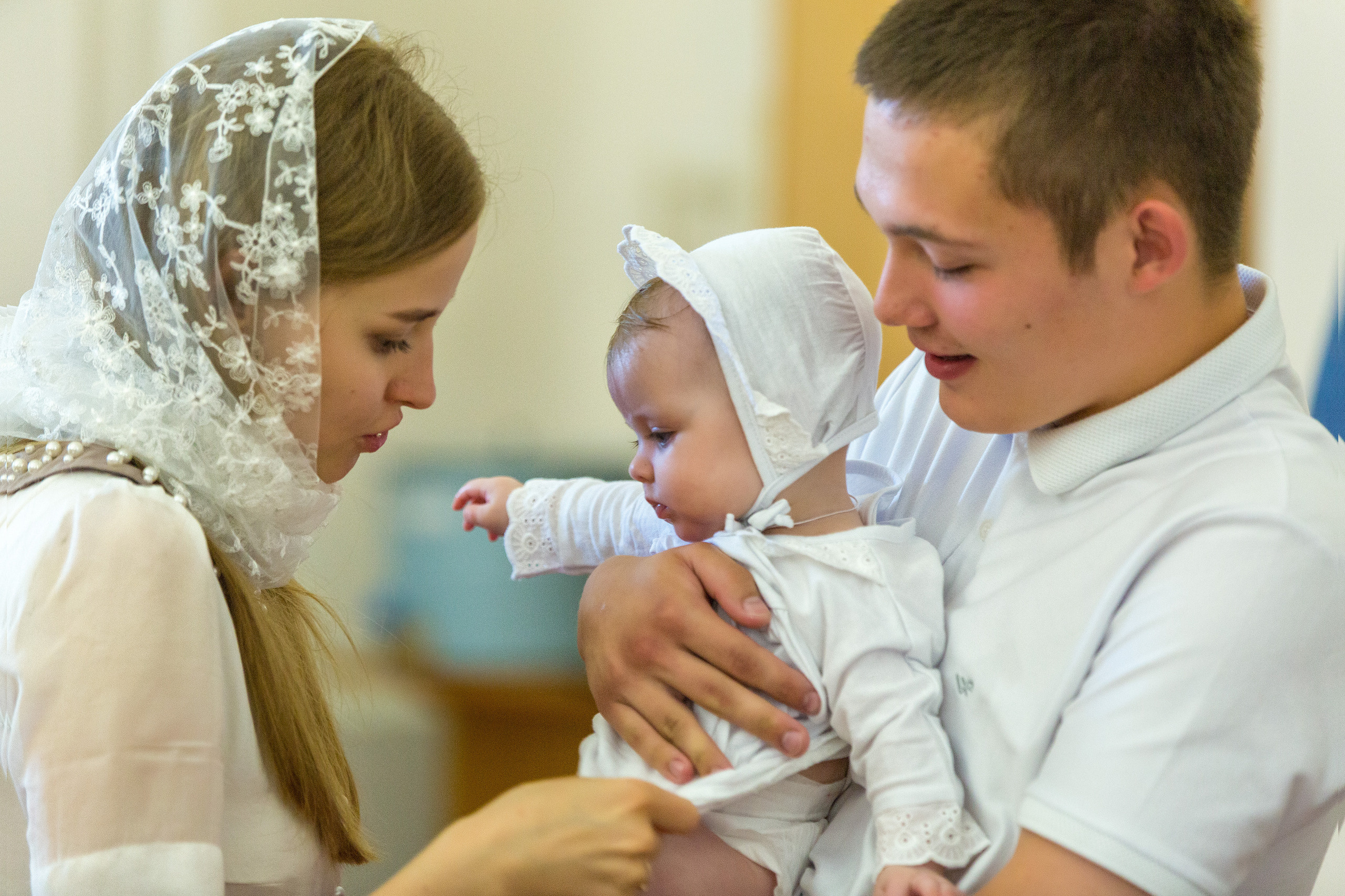 Крещение в Свято-Успенском Жировичском монастыре. Свадебный фотограф в Барановичах Вячеслав Шах-Гусейнов, фотошкола