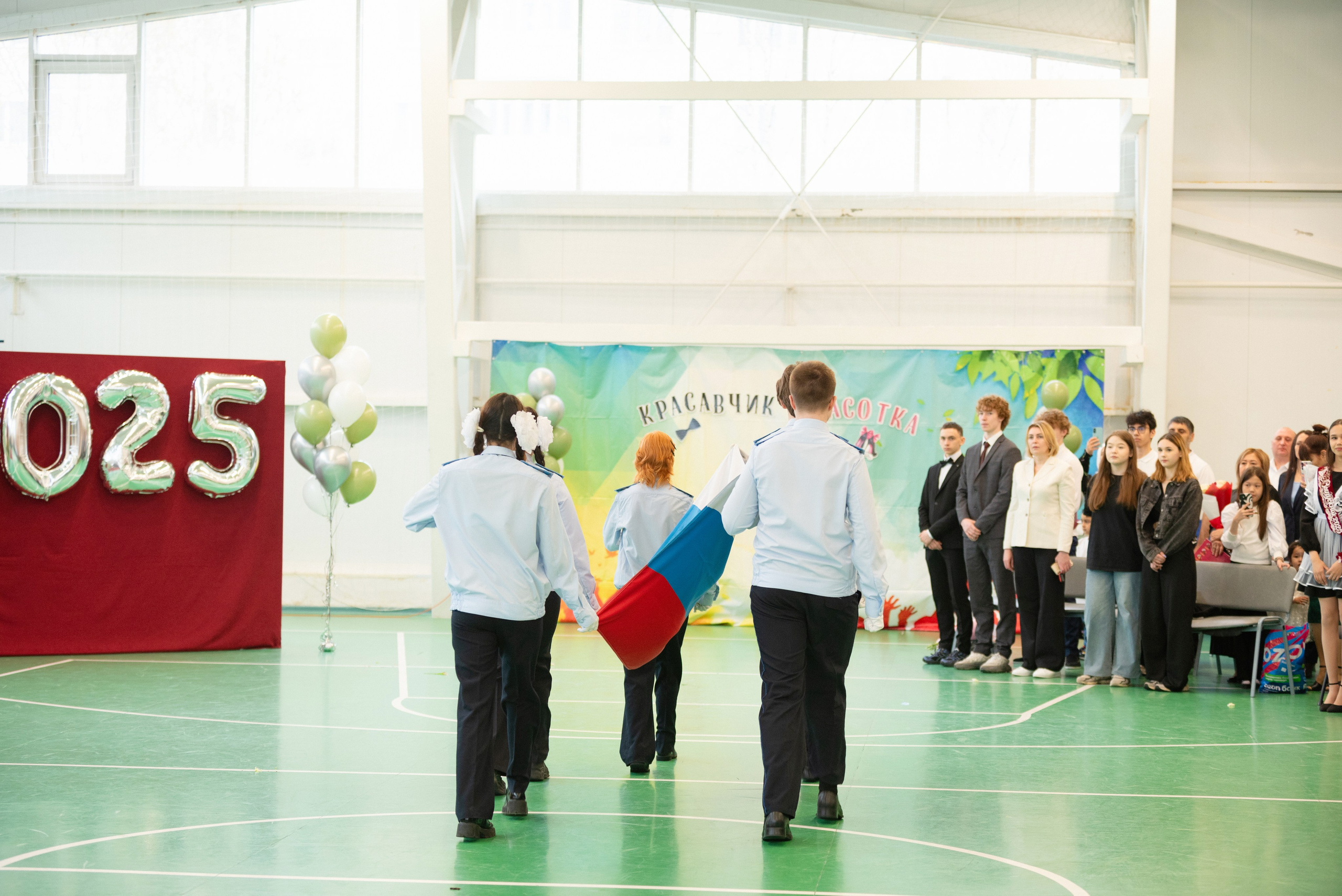 Фотограф на выпускной для старших классов в Сургуте и Нефтеюганске