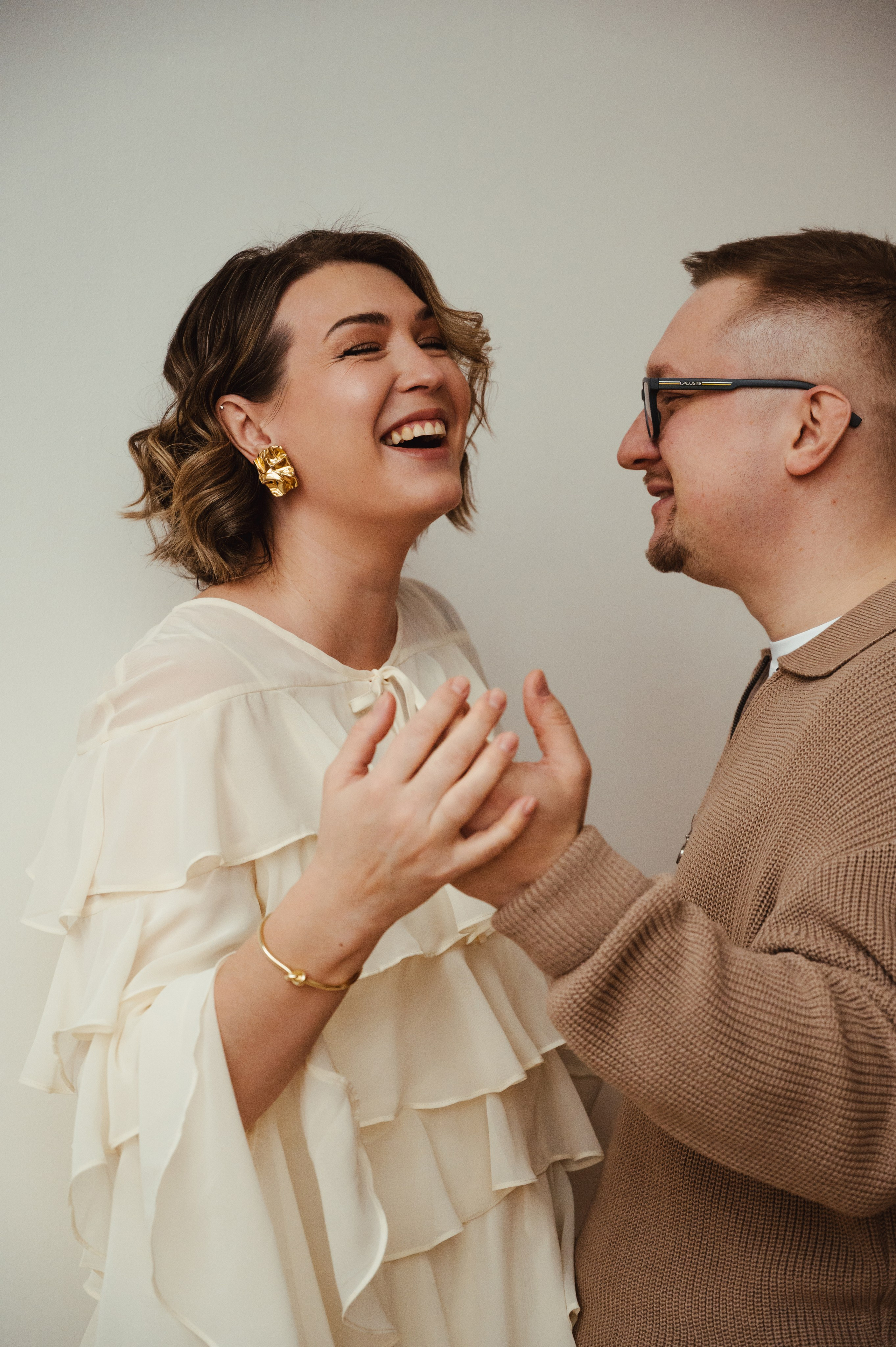 Семейная фотосъемка в Спб. Профессиональный фотограф беременности в СПБ. Стильные фотосессии беременности в стиле минимализм и классическая фотография