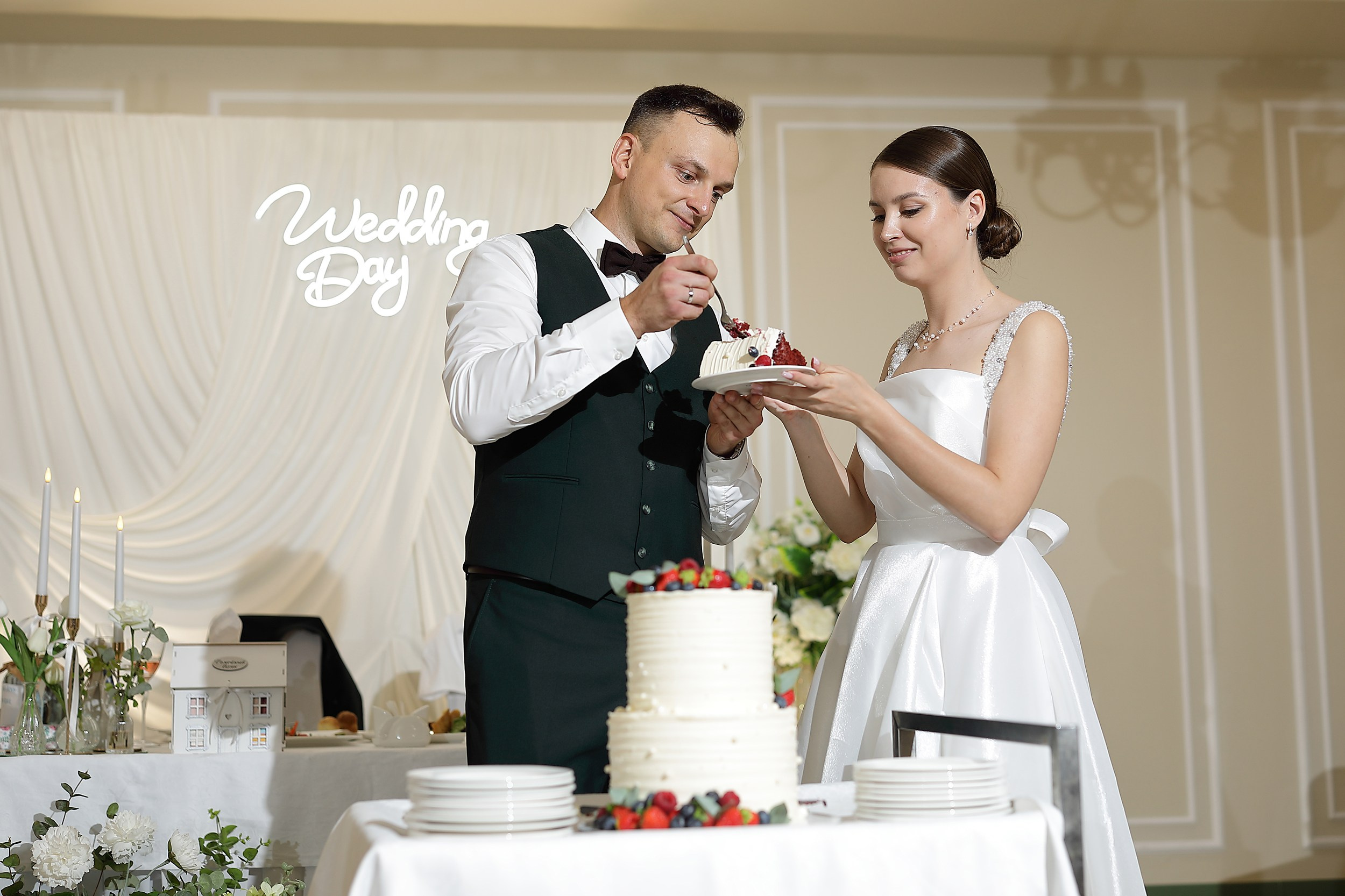 Владимир и Виктория. Свадебный и семейный фотограф и видеограф в Екатеринбурге Полянские Тимур и Анастасия