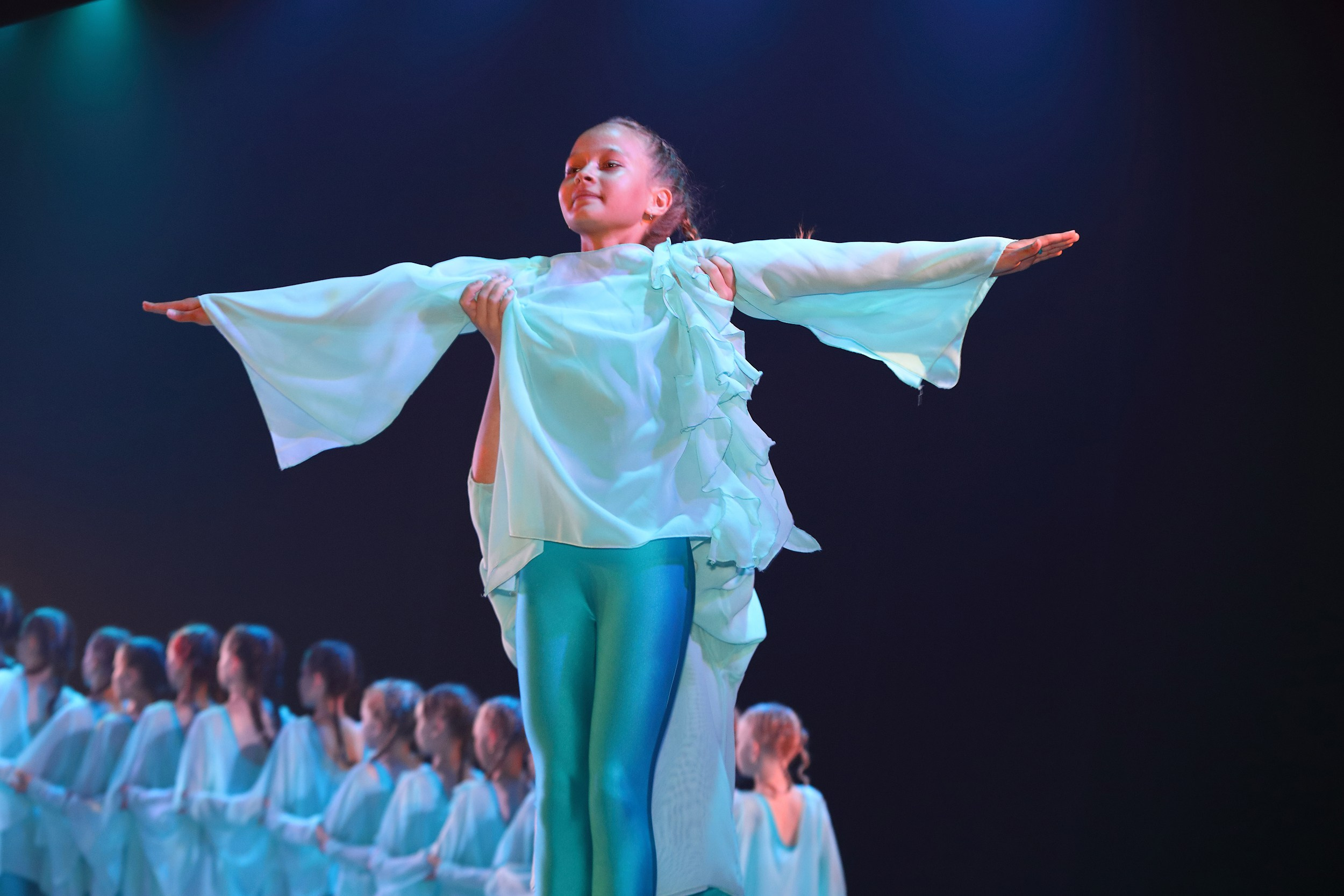 Репортажная фотосессия сцены. Свадебный и семейный фотограф и видеограф в Екатеринбурге Полянские Тимур и Анастасия