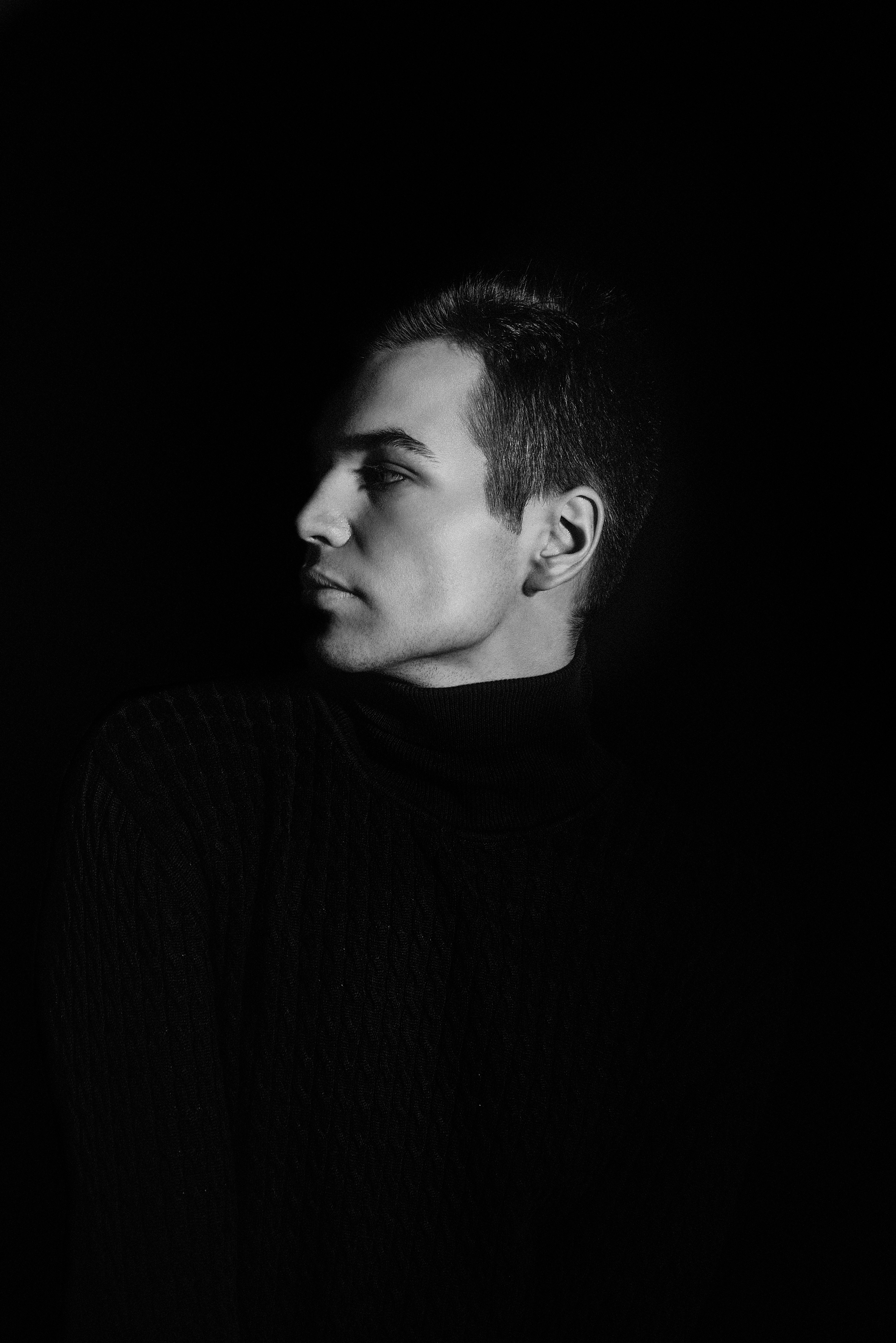 Igor. Фотограф для маркетплейсов в Москве