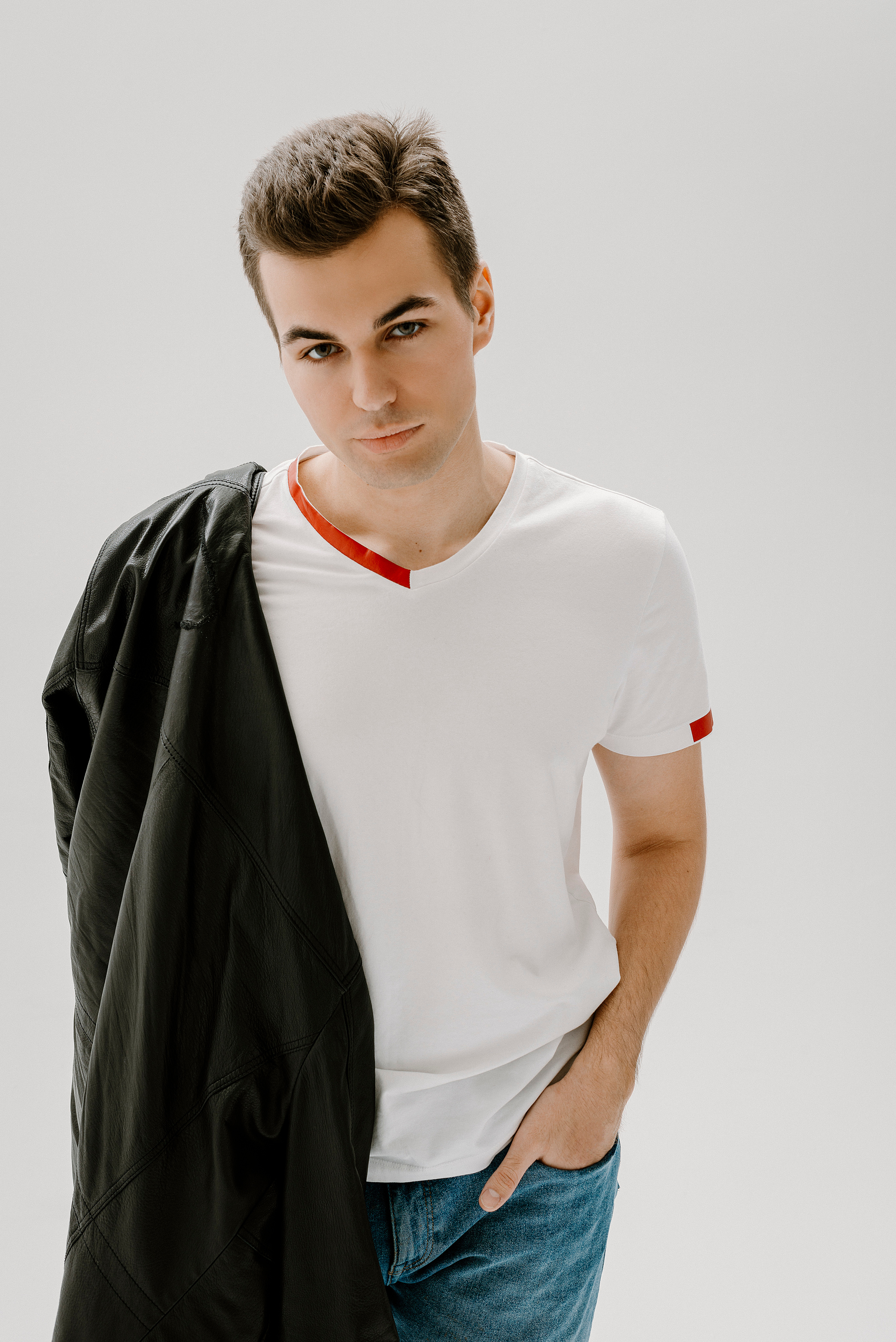 Igor. Фотограф для маркетплейсов в Москве