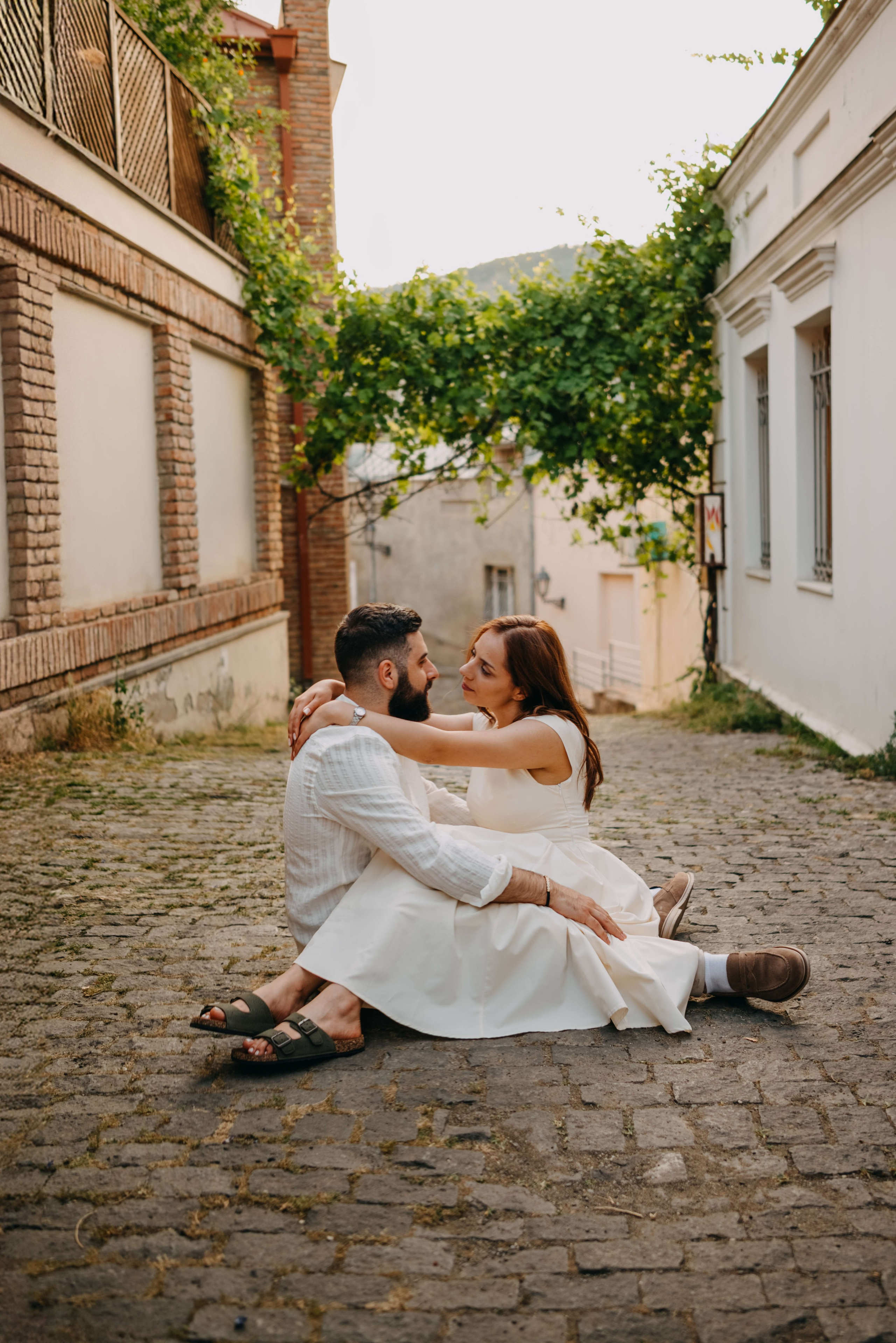 Летняя прогулка по старому городу. Портретный и свадебный фотограф в Тбилиси • xeniqo