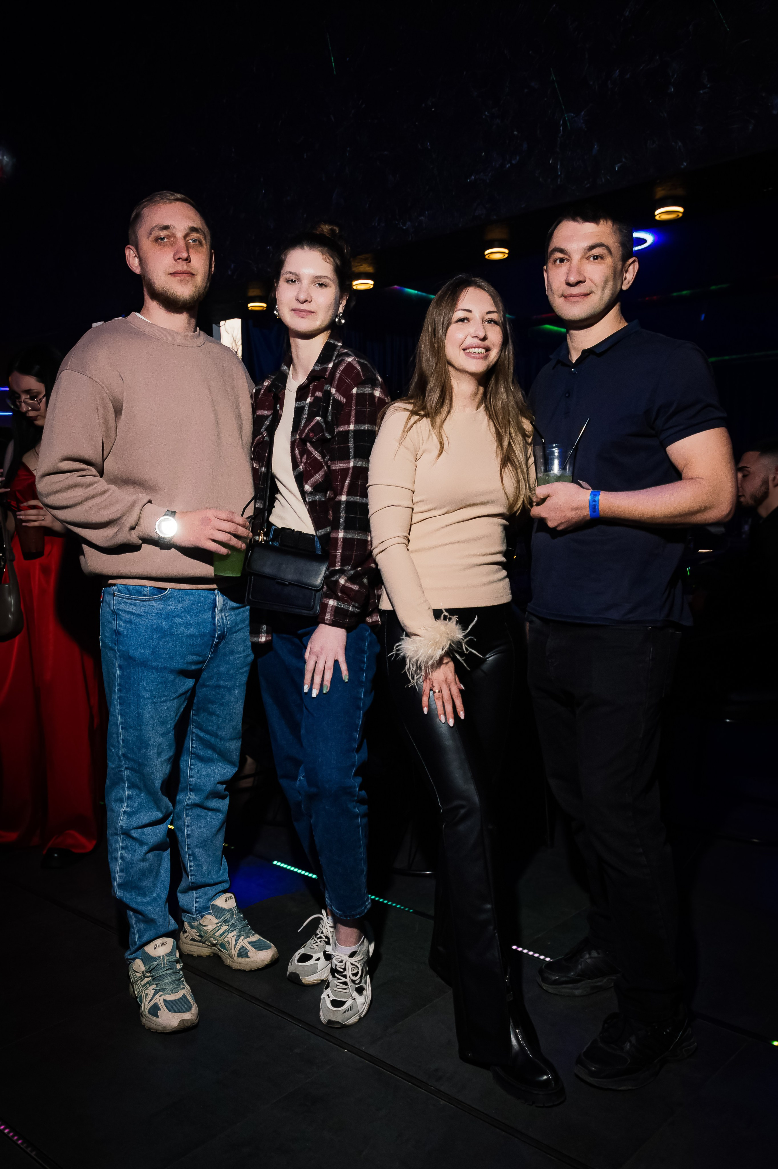 FreeZone night Club. Ларина Иванна фотограф в Донецке