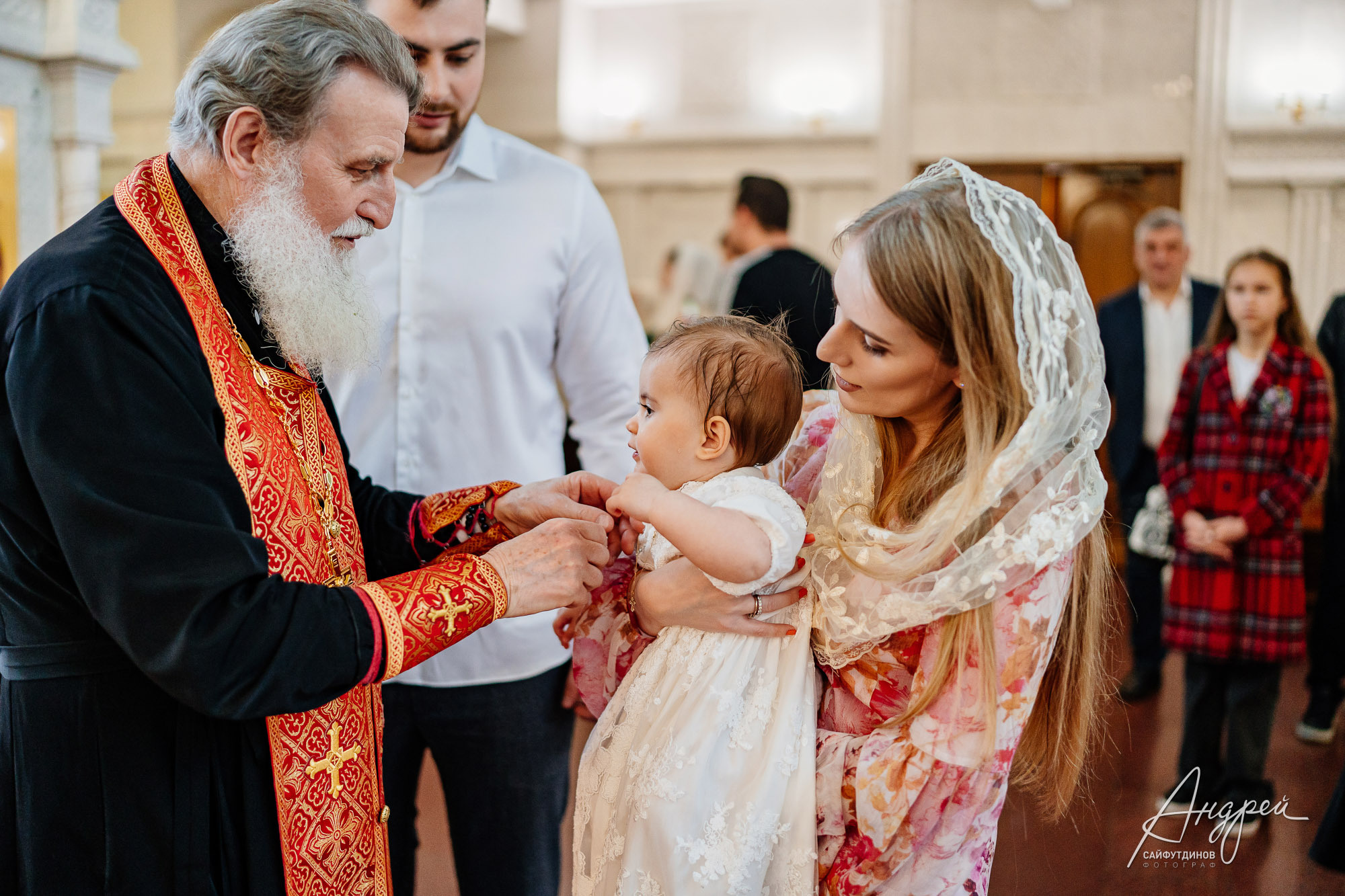 Крещение Ани. Домашние сборы и Покровский Храм. Свадебный и семейный фотограф в Ростове-на-Дону. Андрей Сайфутдинов