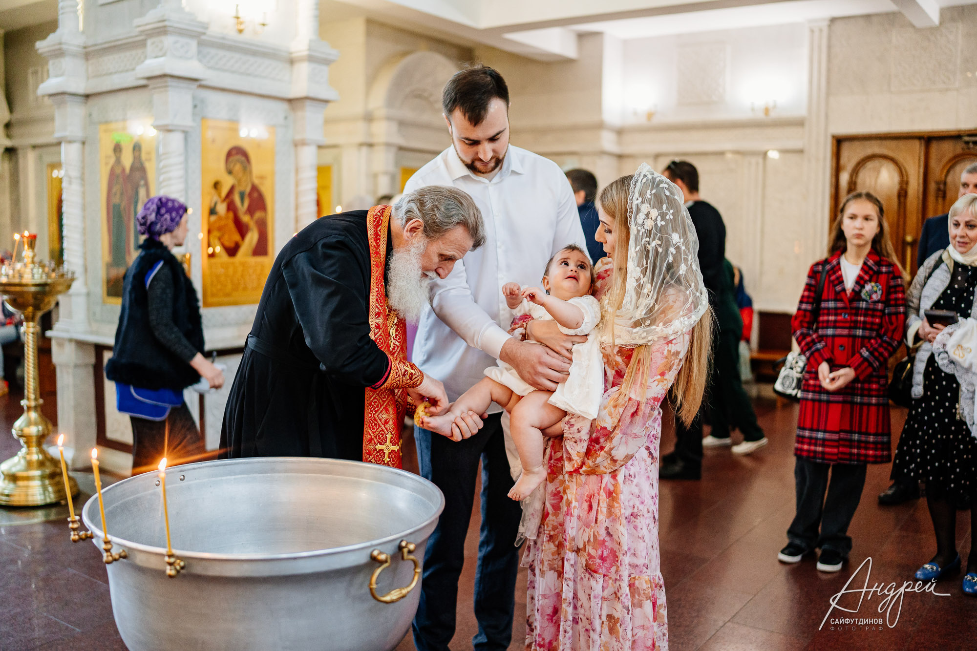 Крещение Ани. Домашние сборы и Покровский Храм. Свадебный и семейный фотограф в Ростове-на-Дону. Андрей Сайфутдинов